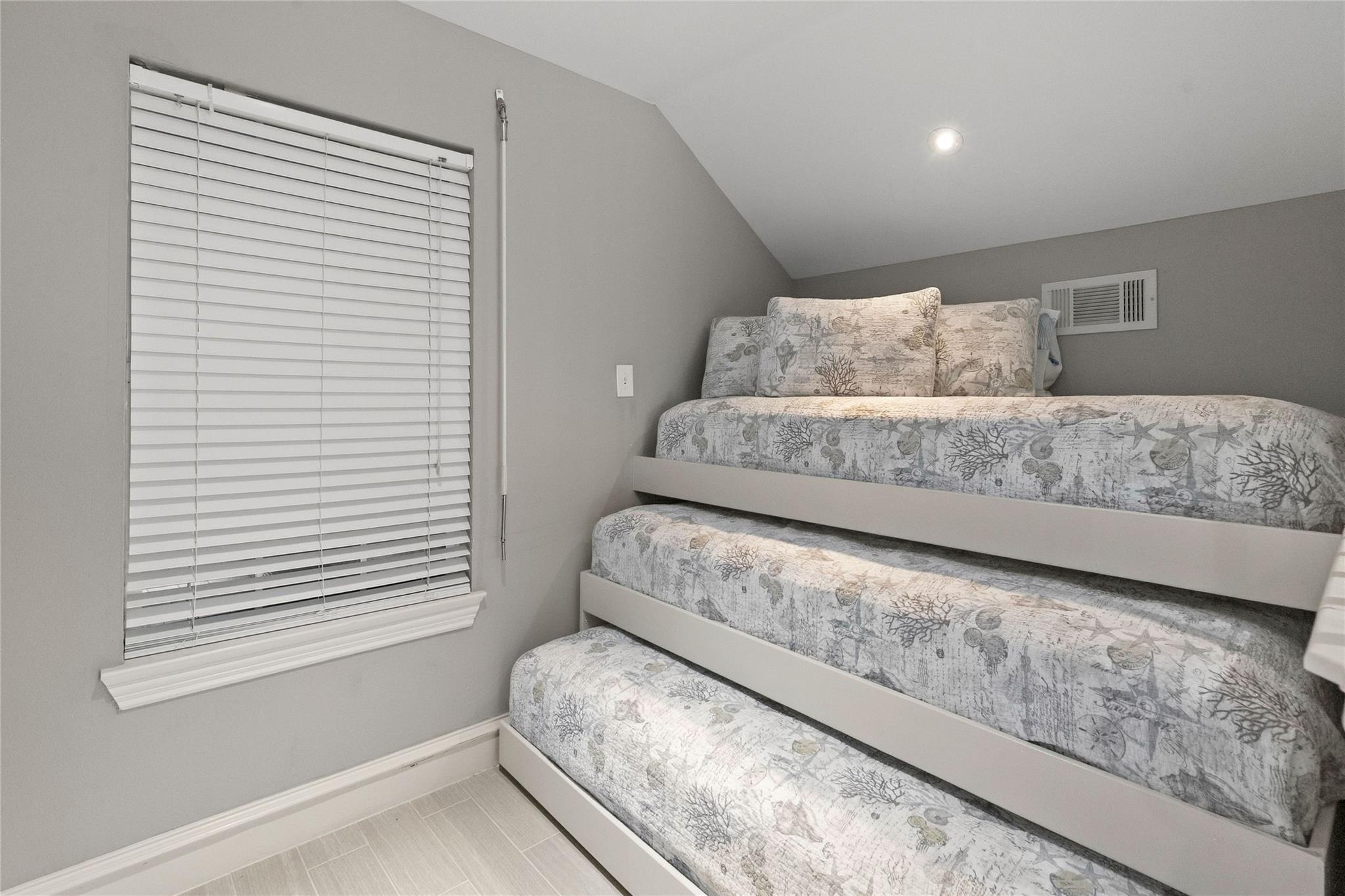 19 King Fish Lane Property Photo 36