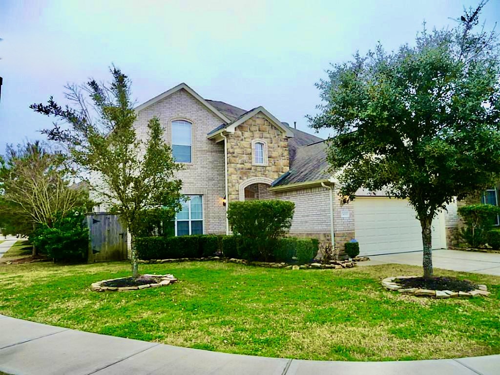 24511 Springwood Glen Lane Property Photo