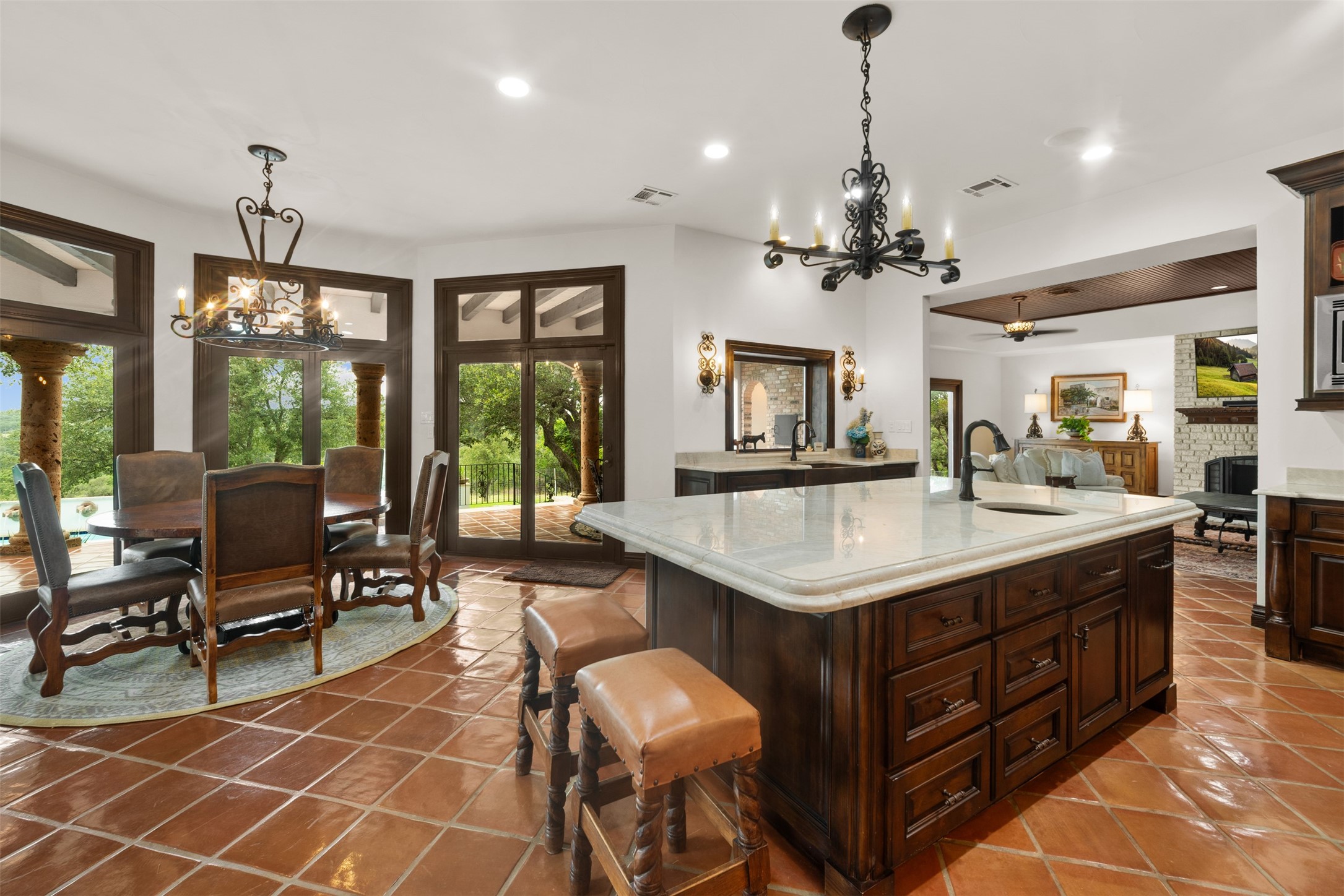 34000 Smithson Valley Road Property Photo 15