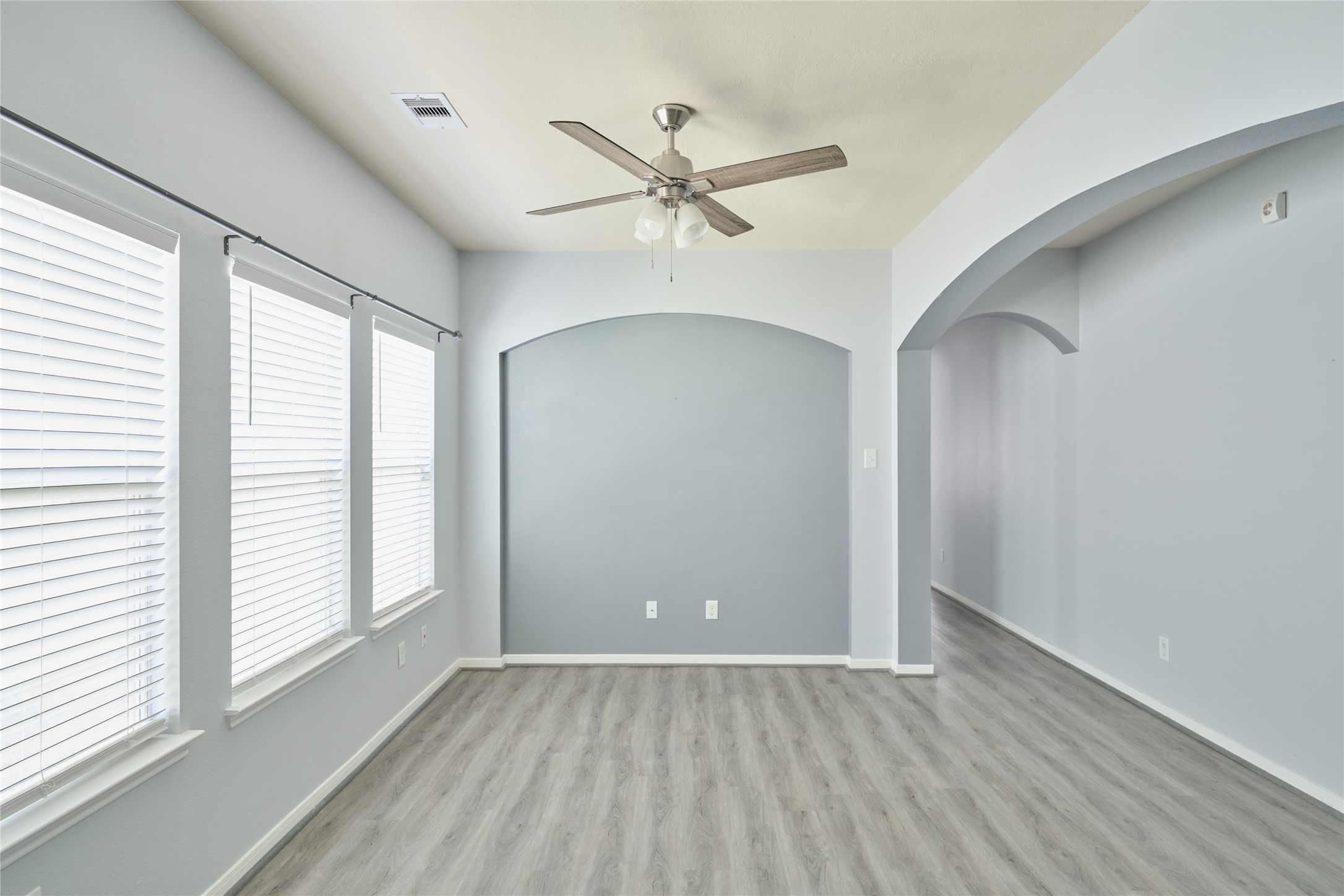 21718 Grassy Hill Lane Property Photo 6