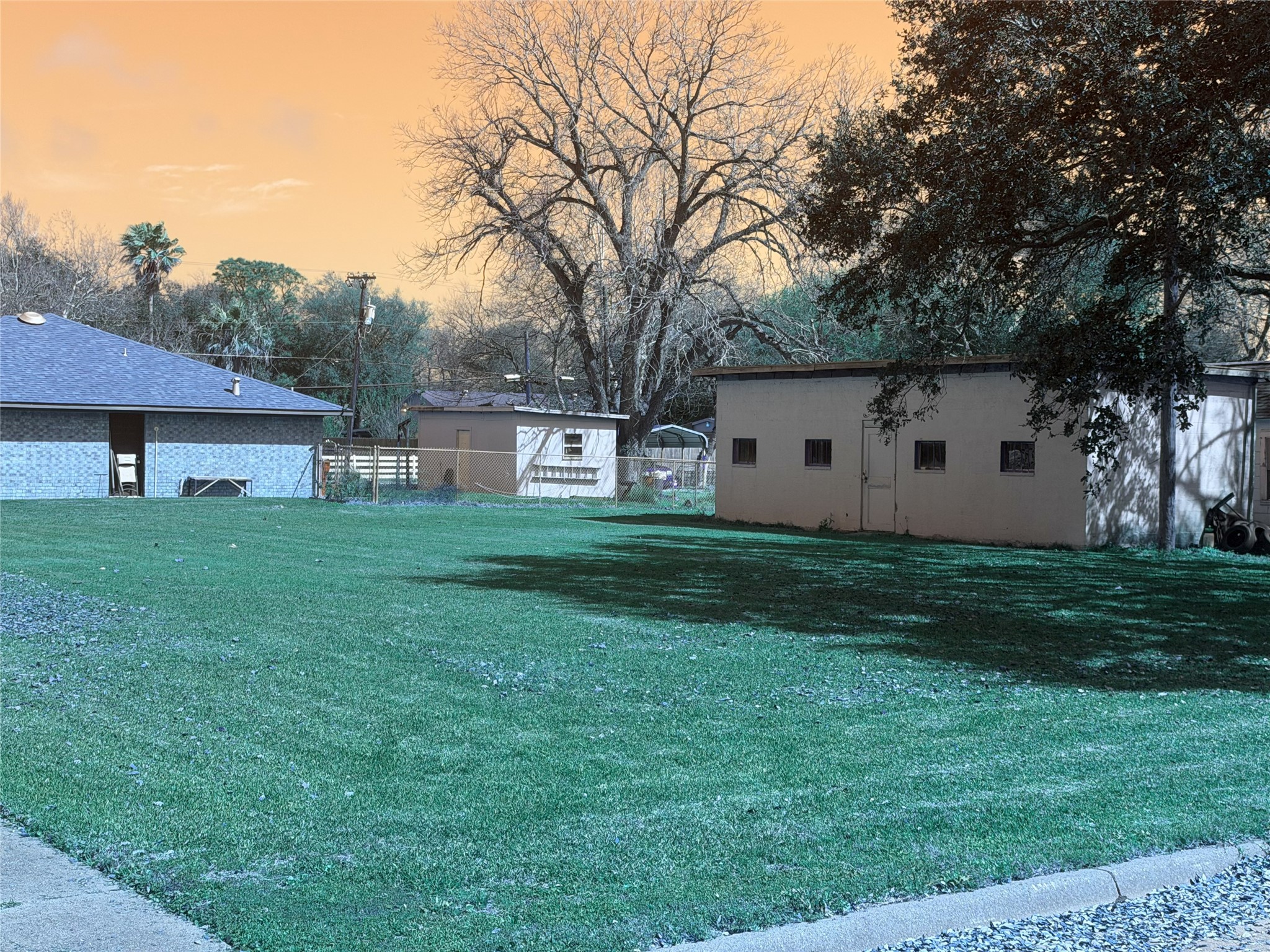 326 5th Avenue N Property Photo 4