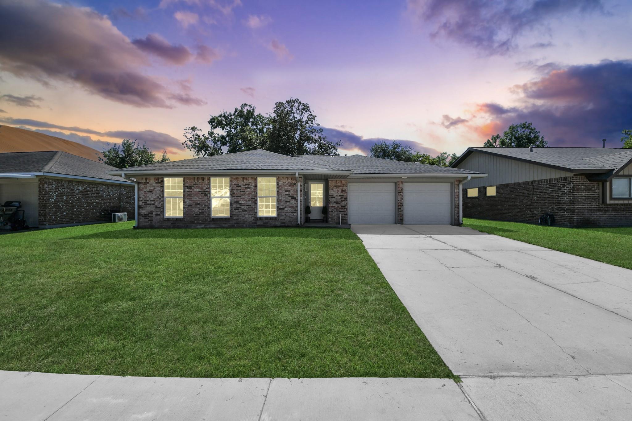 741 E Amherst Lane, Deer Park Tx 77536 Property Photo 1