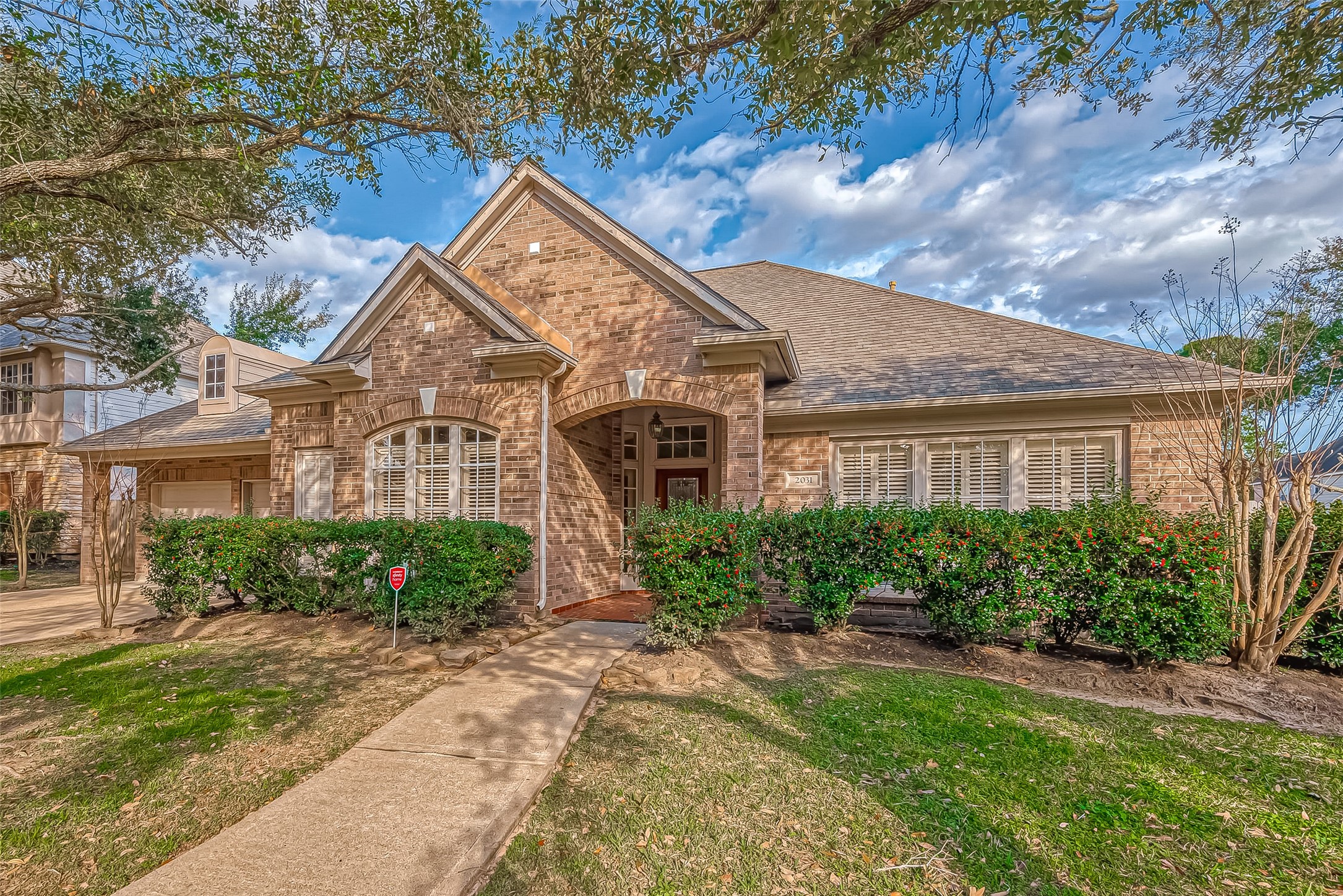2031 Royal Downs Drive Property Photo 4