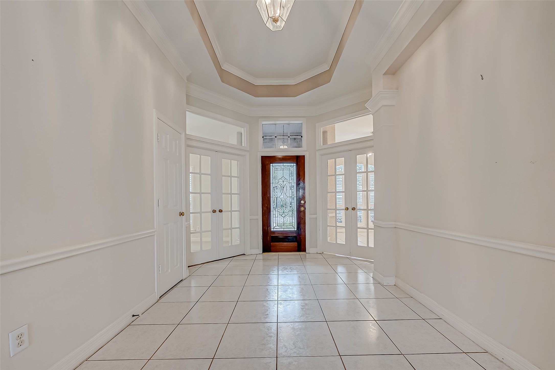 2031 Royal Downs Drive Property Photo 8