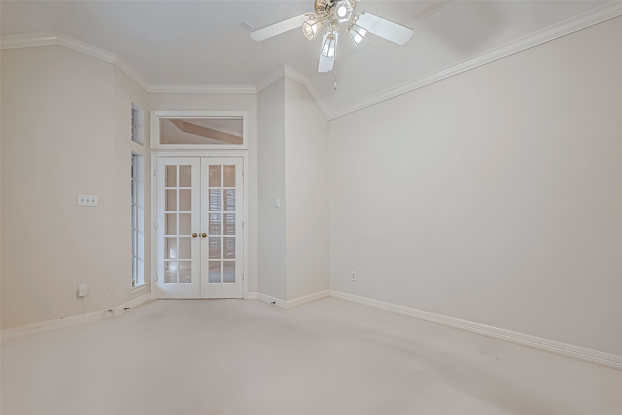 2031 Royal Downs Drive Property Photo 10