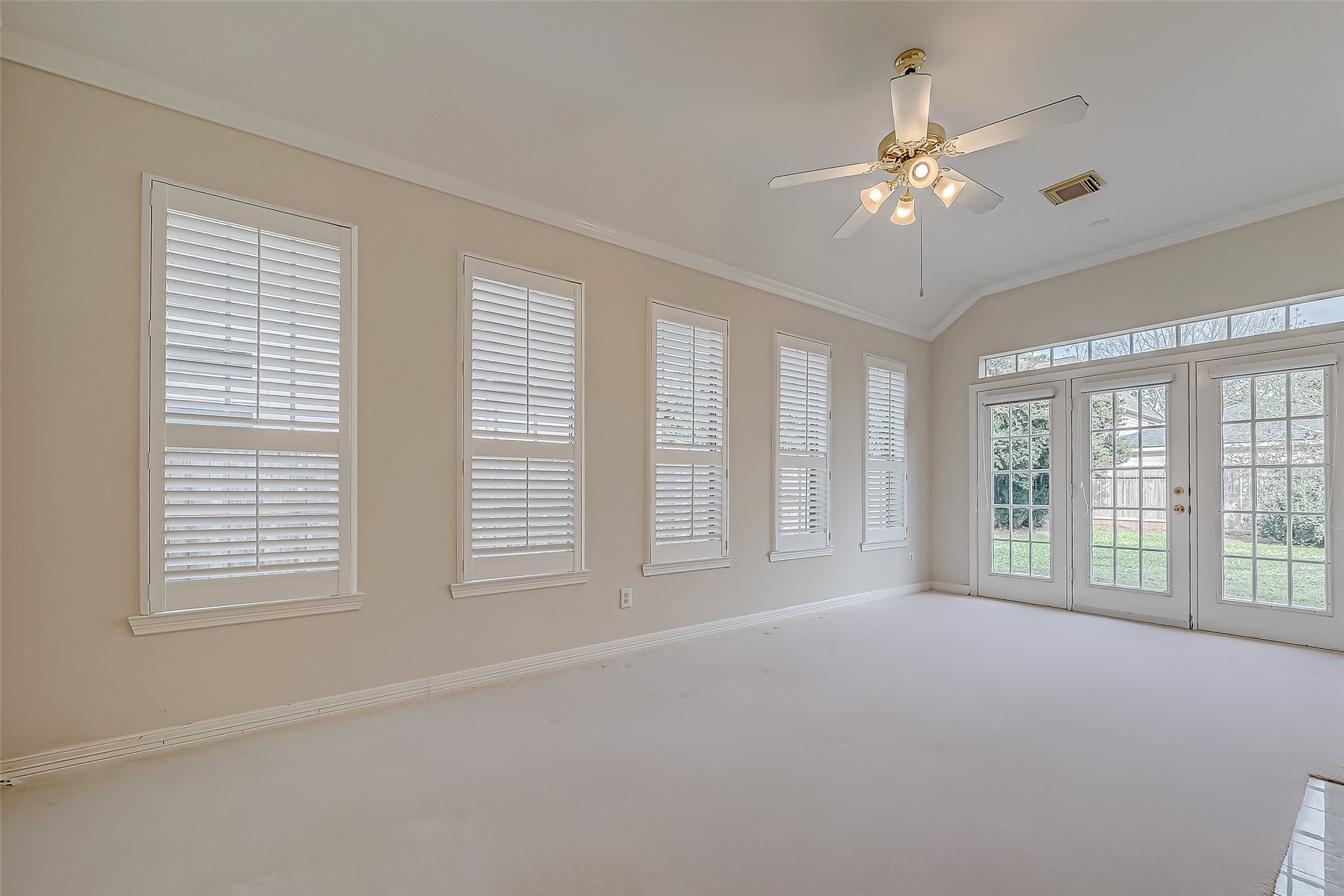 2031 Royal Downs Drive Property Photo 25