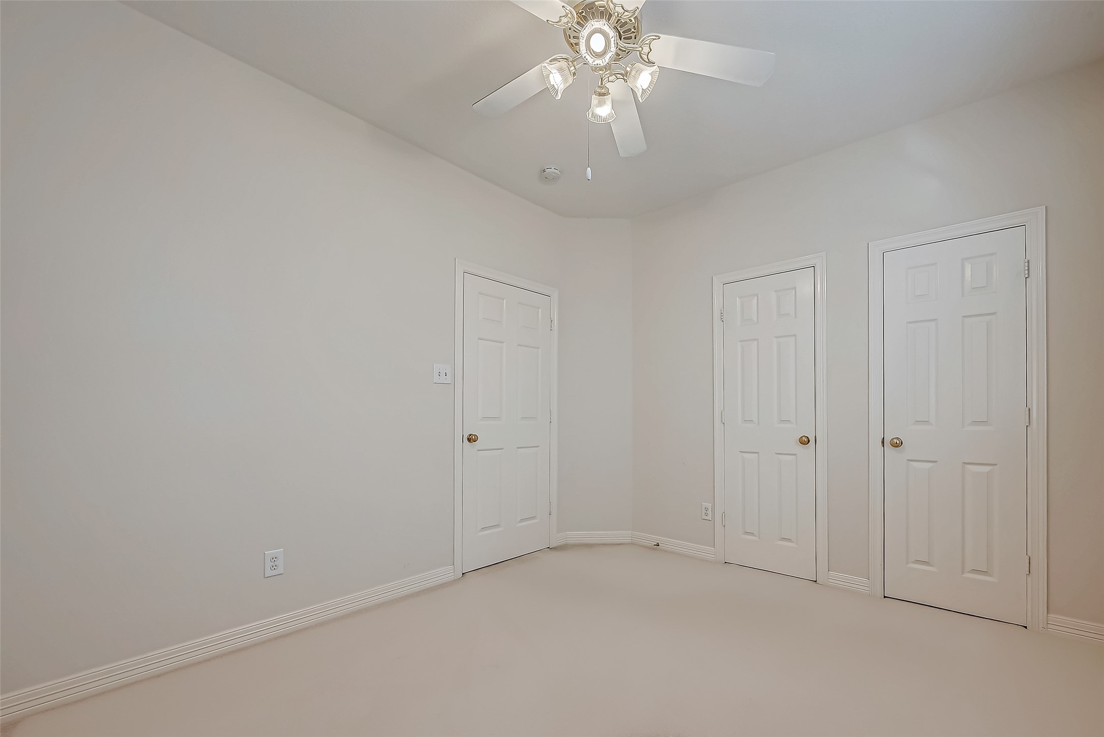 2031 Royal Downs Drive Property Photo 28