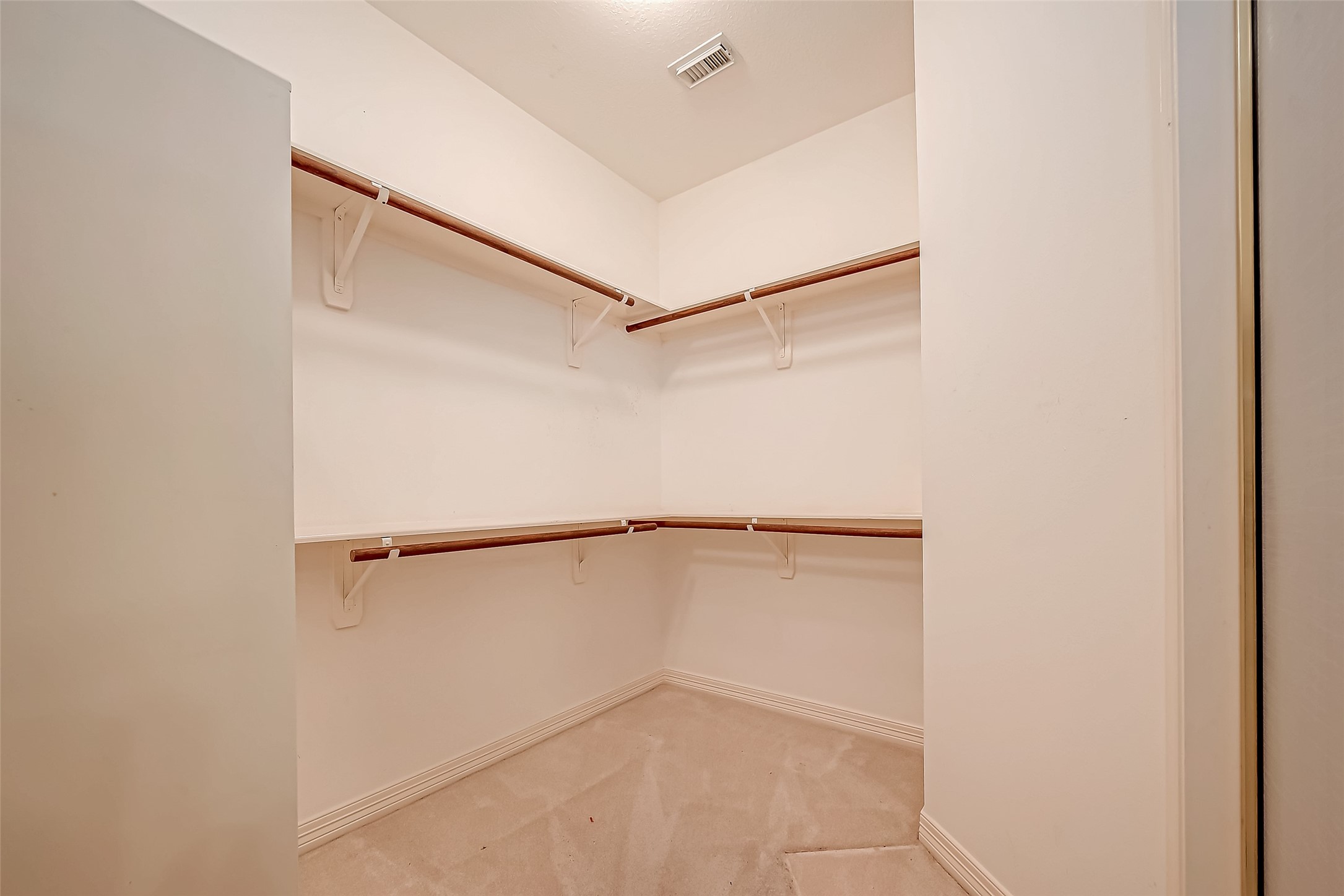 2031 Royal Downs Drive Property Photo 40