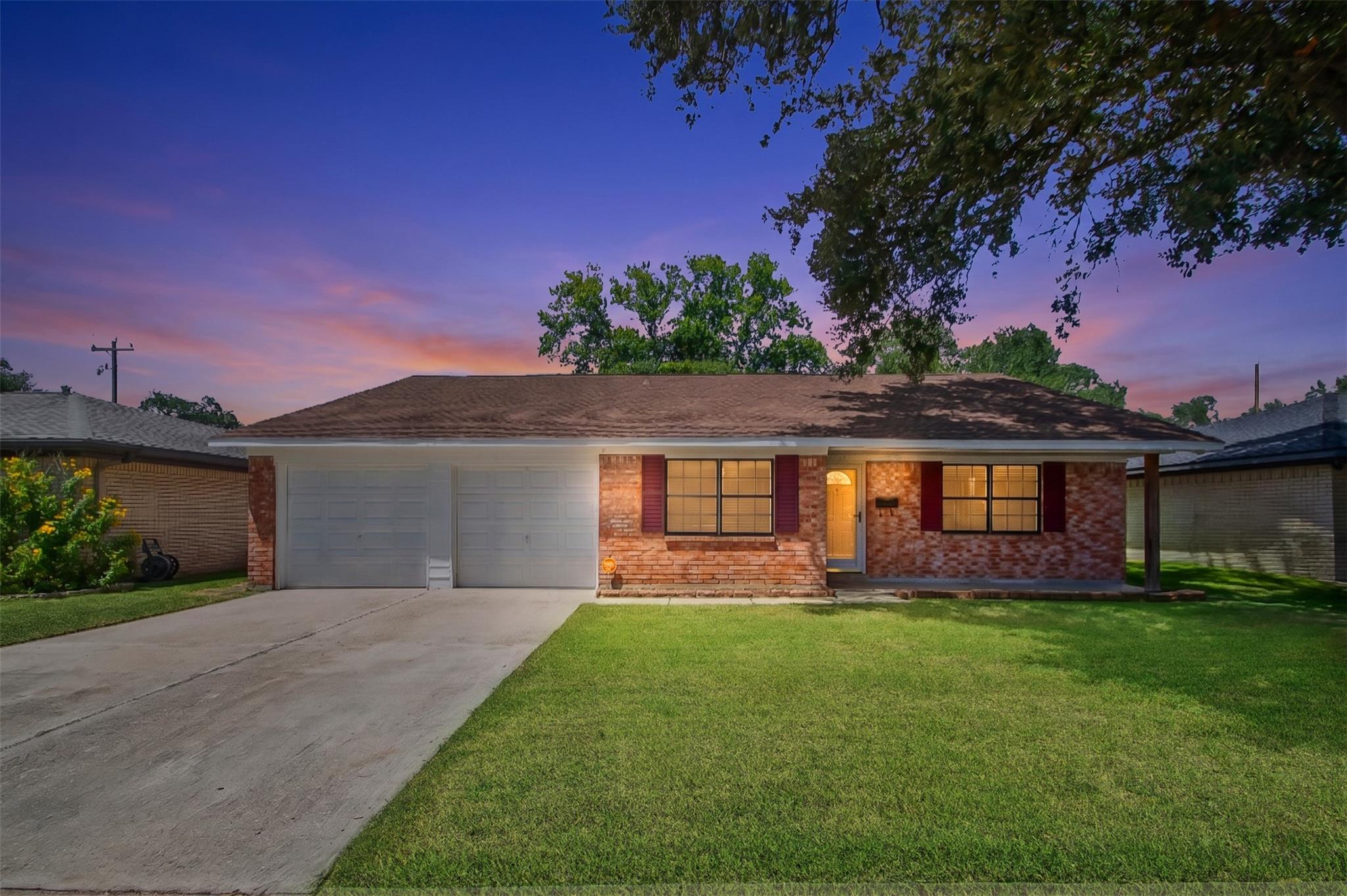 1104 E 13th Street, Deer Park TX 77536 Property Photo 1