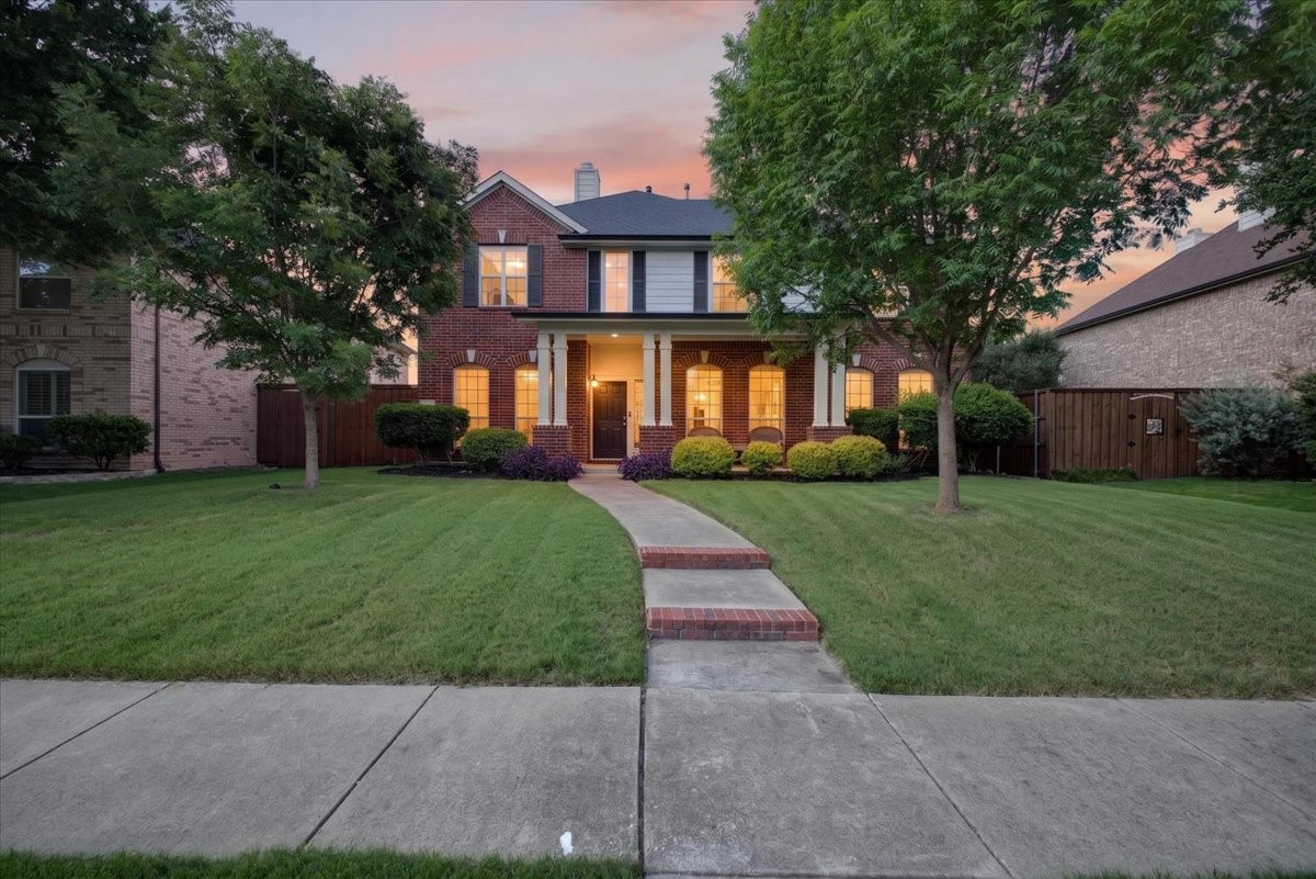 1121 London Drive Property Photo 4