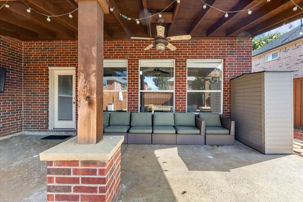 1121 London Drive Property Photo 46