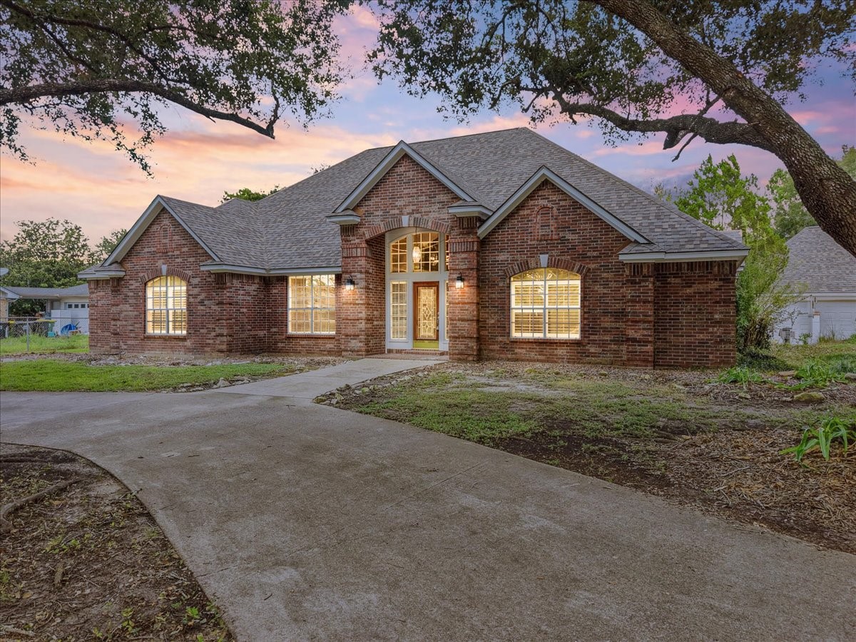 1511 Westfield Property Photo 2