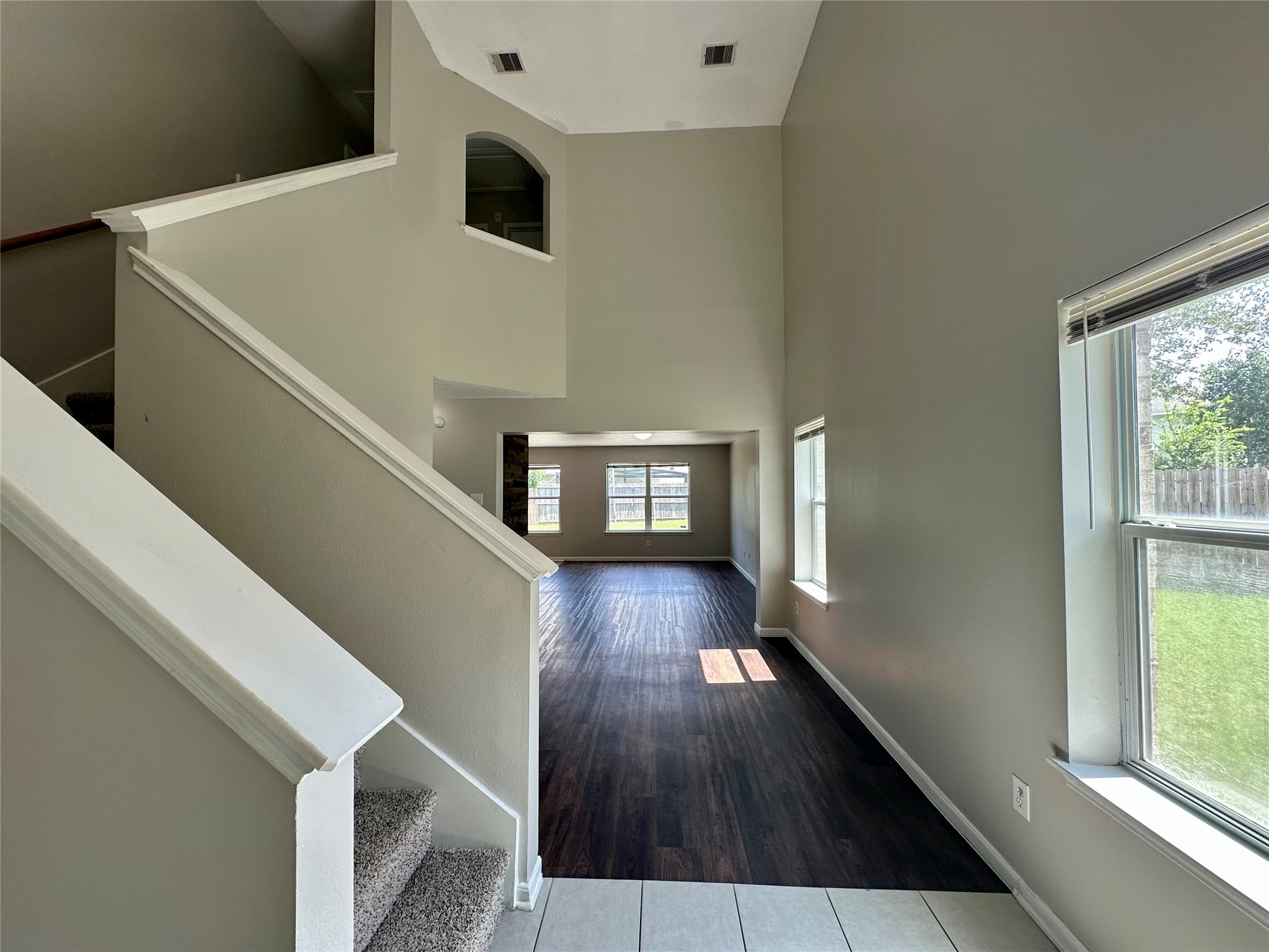 8607 Heather Bluff Court Property Photo 5