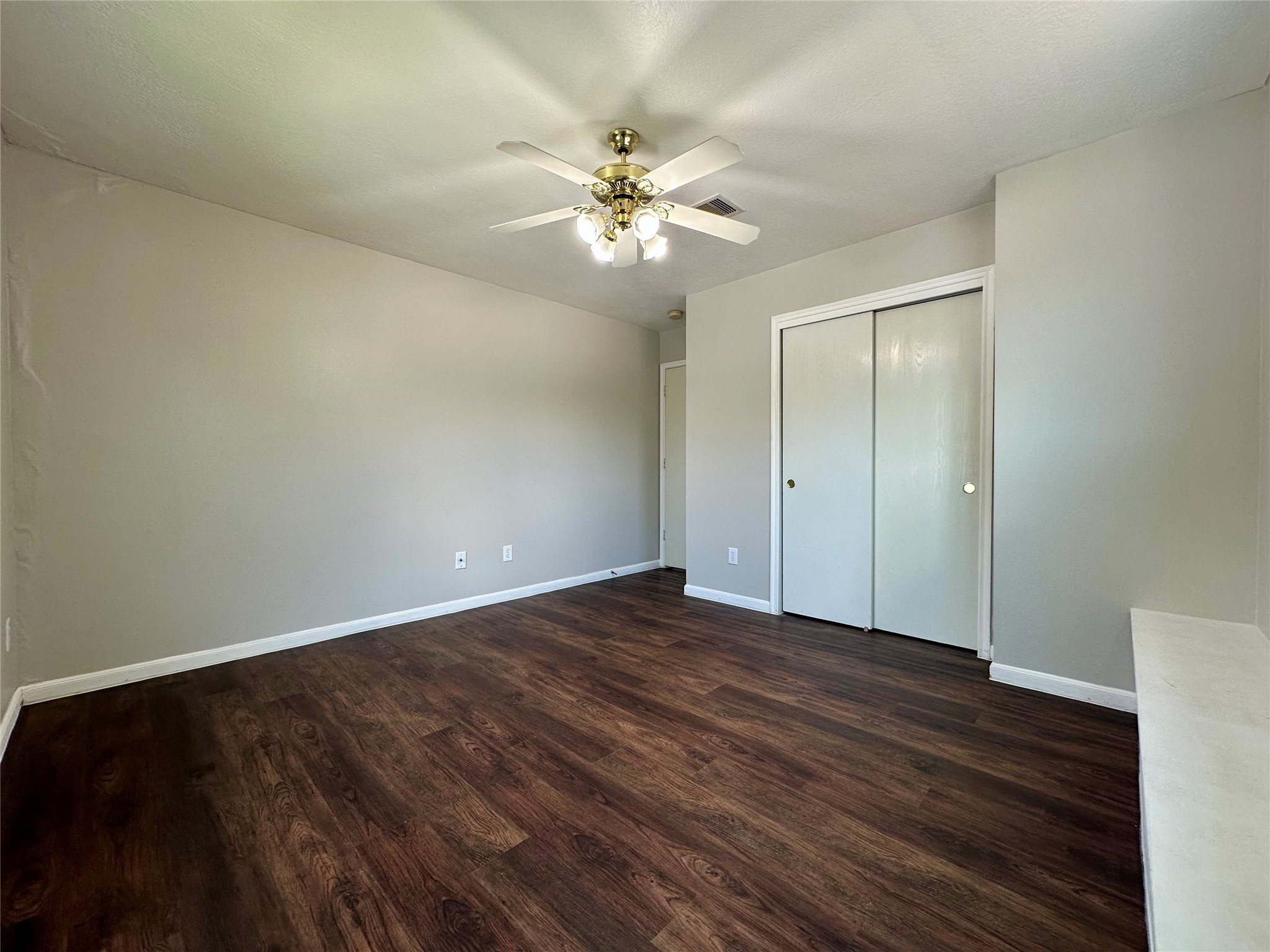 8607 Heather Bluff Court Property Photo 10