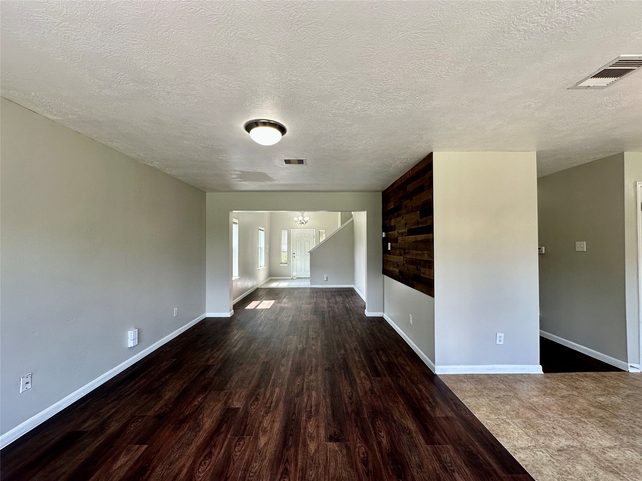 8607 Heather Bluff Court Property Photo 11