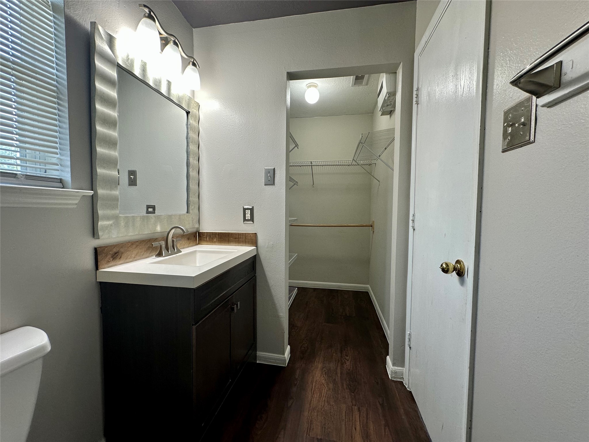 8607 Heather Bluff Court Property Photo 17