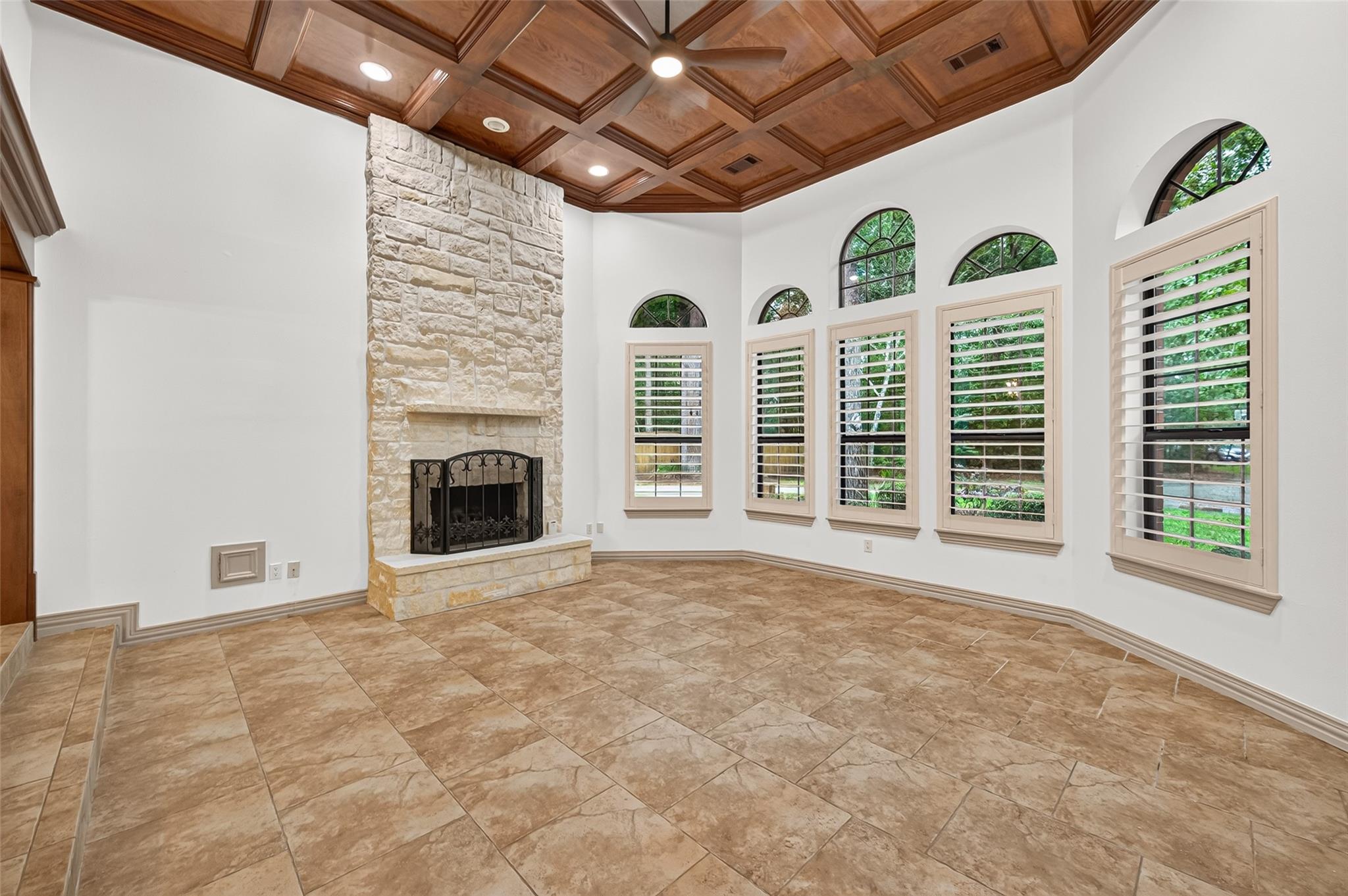 2 Turtle Rock Court, Spring Tx 77381 Property Photo 13