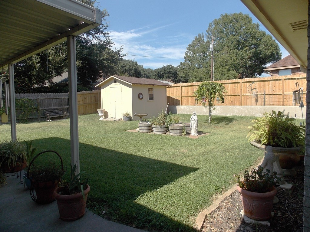 1501 Pecan Street Property Photo 22