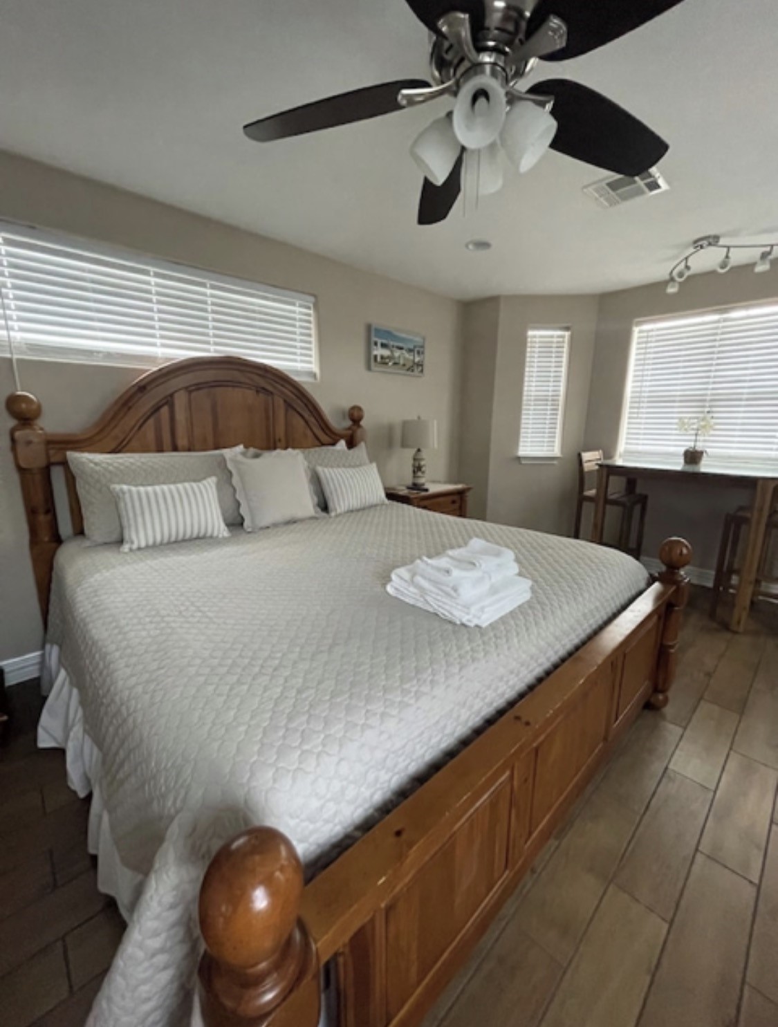 806 Kipp Avenue Property Photo 11