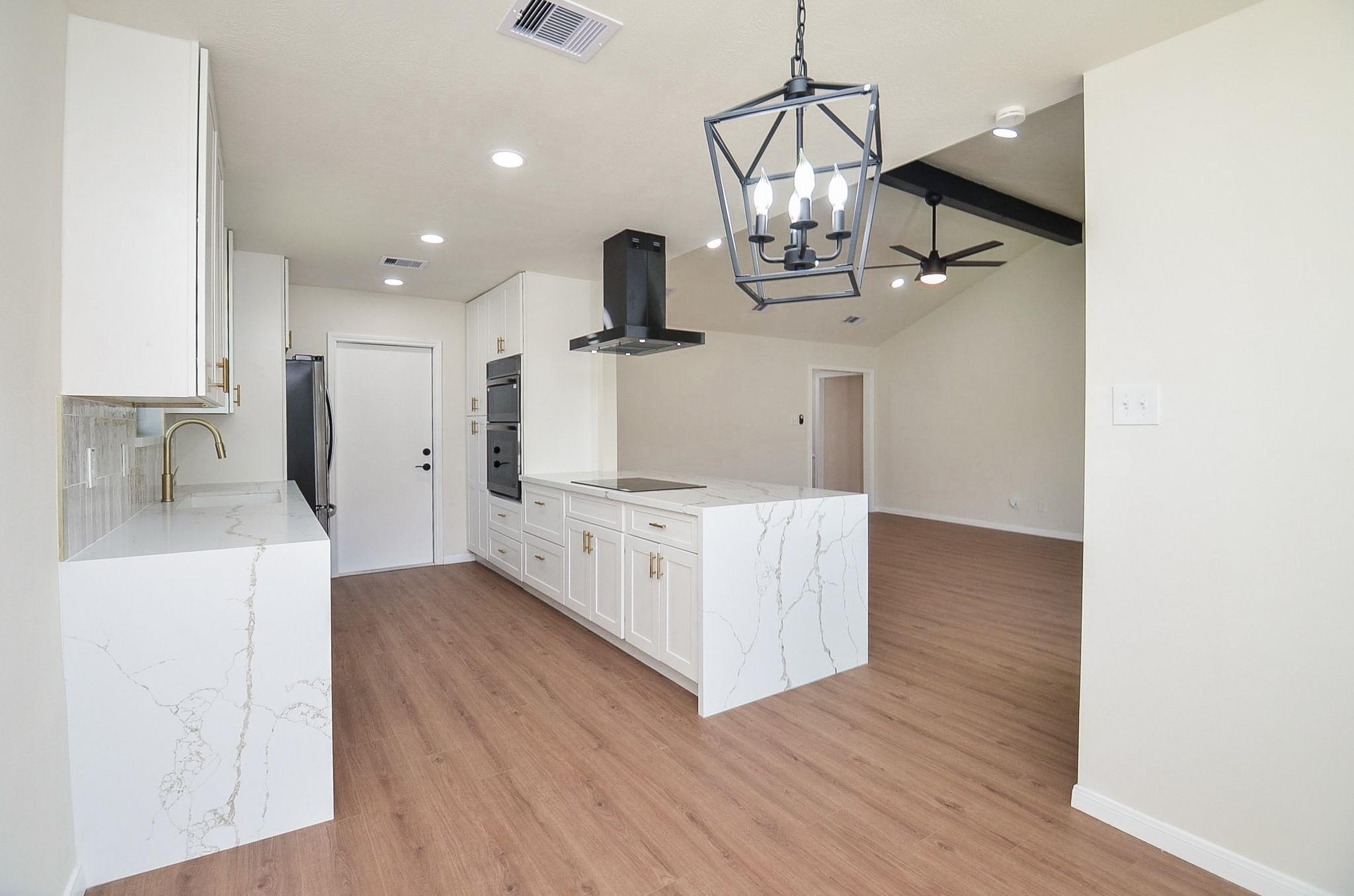 1429 Heights Drive Property Photo 13