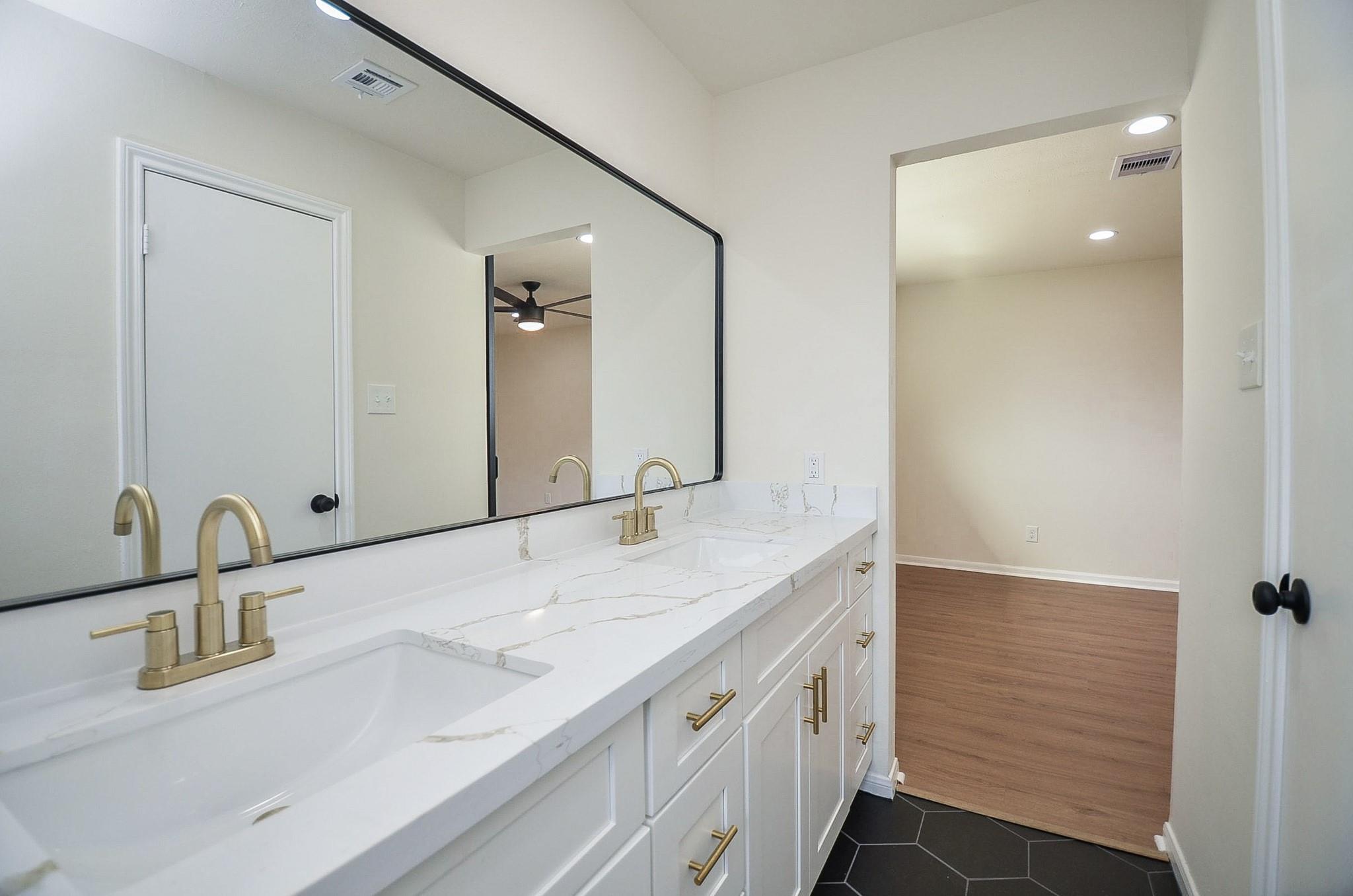 1429 Heights Drive Property Photo 26