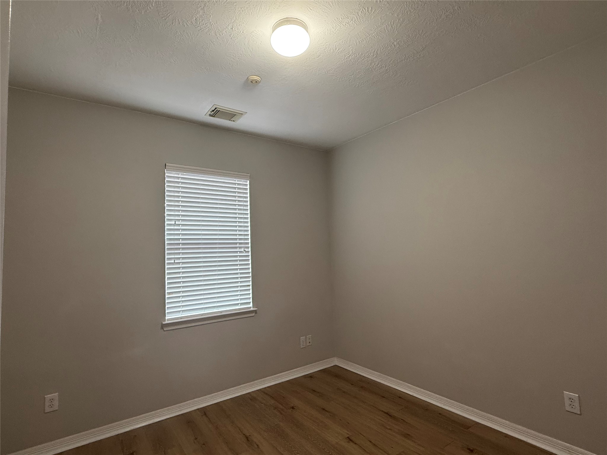 5523 Baby Blue Lane Lane Property Photo 9