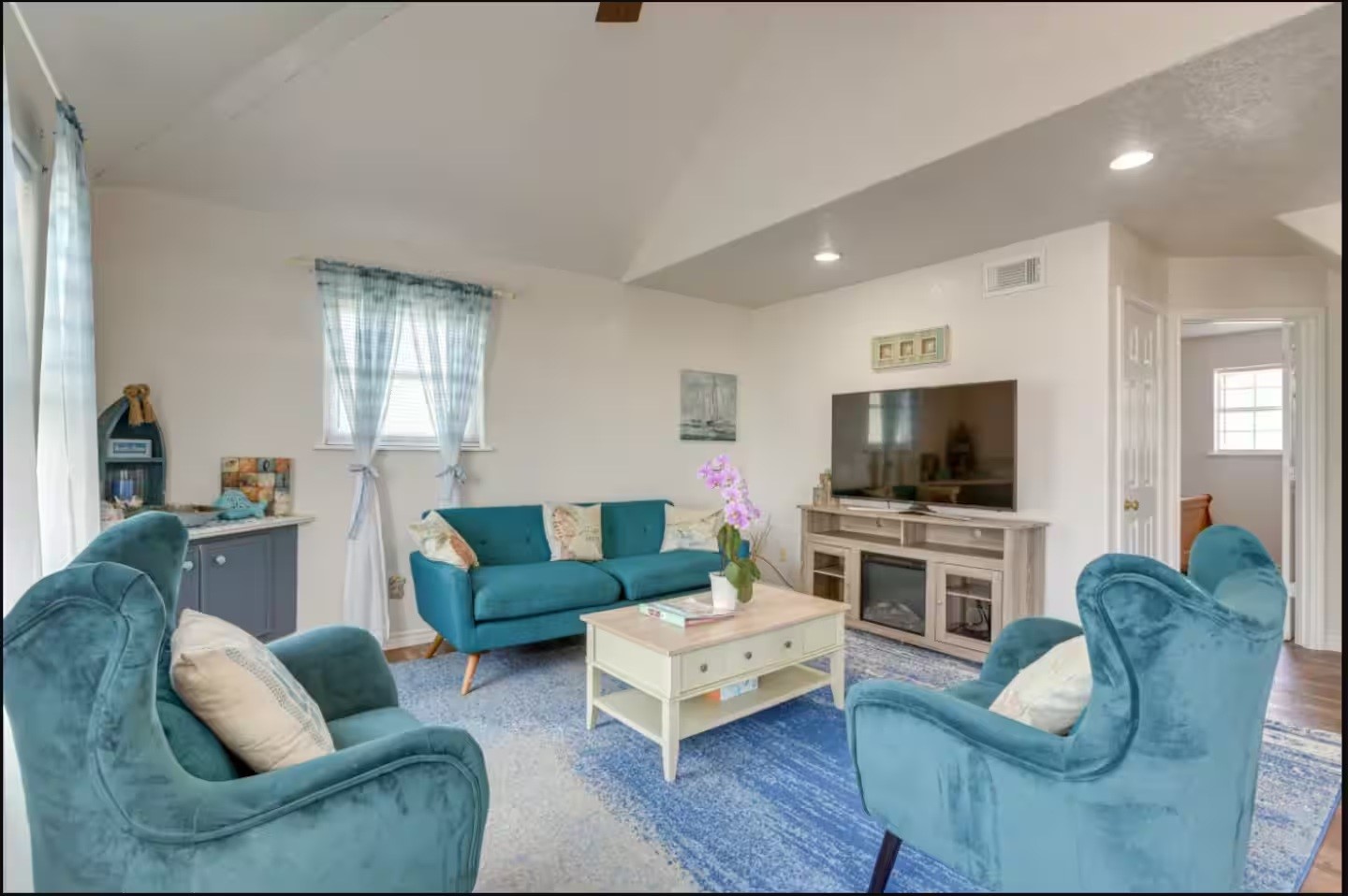 114 Sand Dune Court Property Photo 12