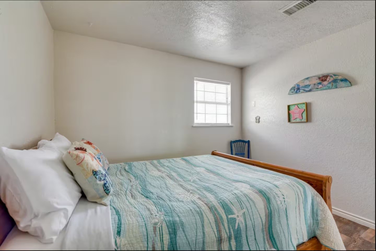 114 Sand Dune Court Property Photo 22