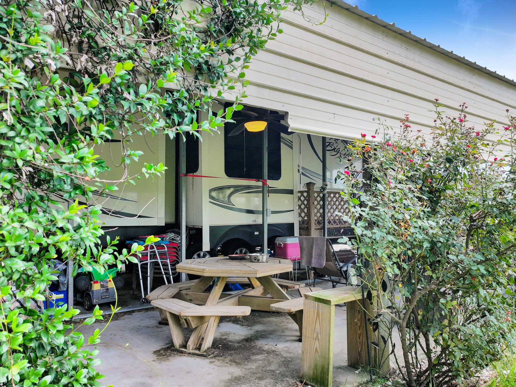 1046 Oneil Road Property Photo 17