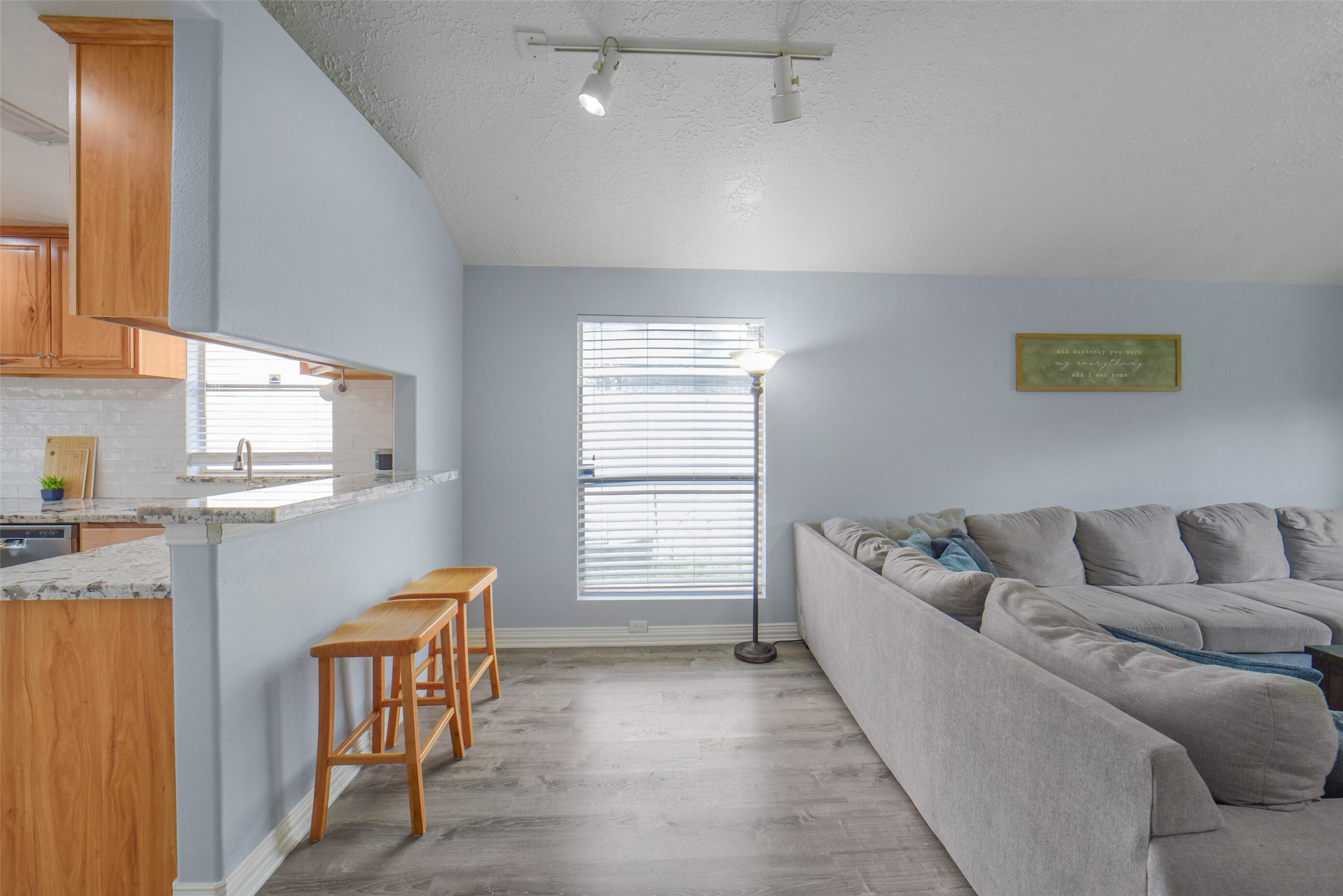 10546 Waving Fields Drive Property Photo 12