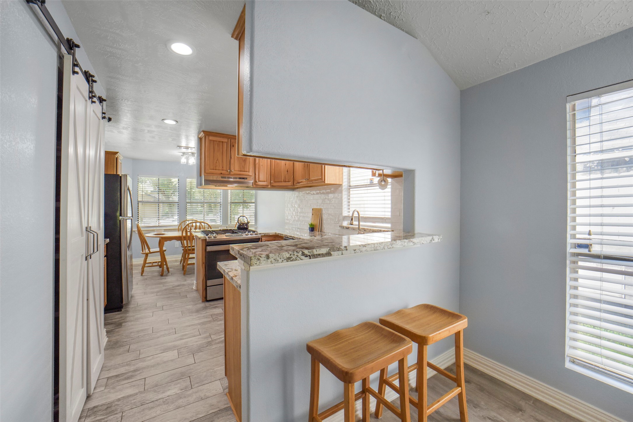10546 Waving Fields Drive Property Photo 13