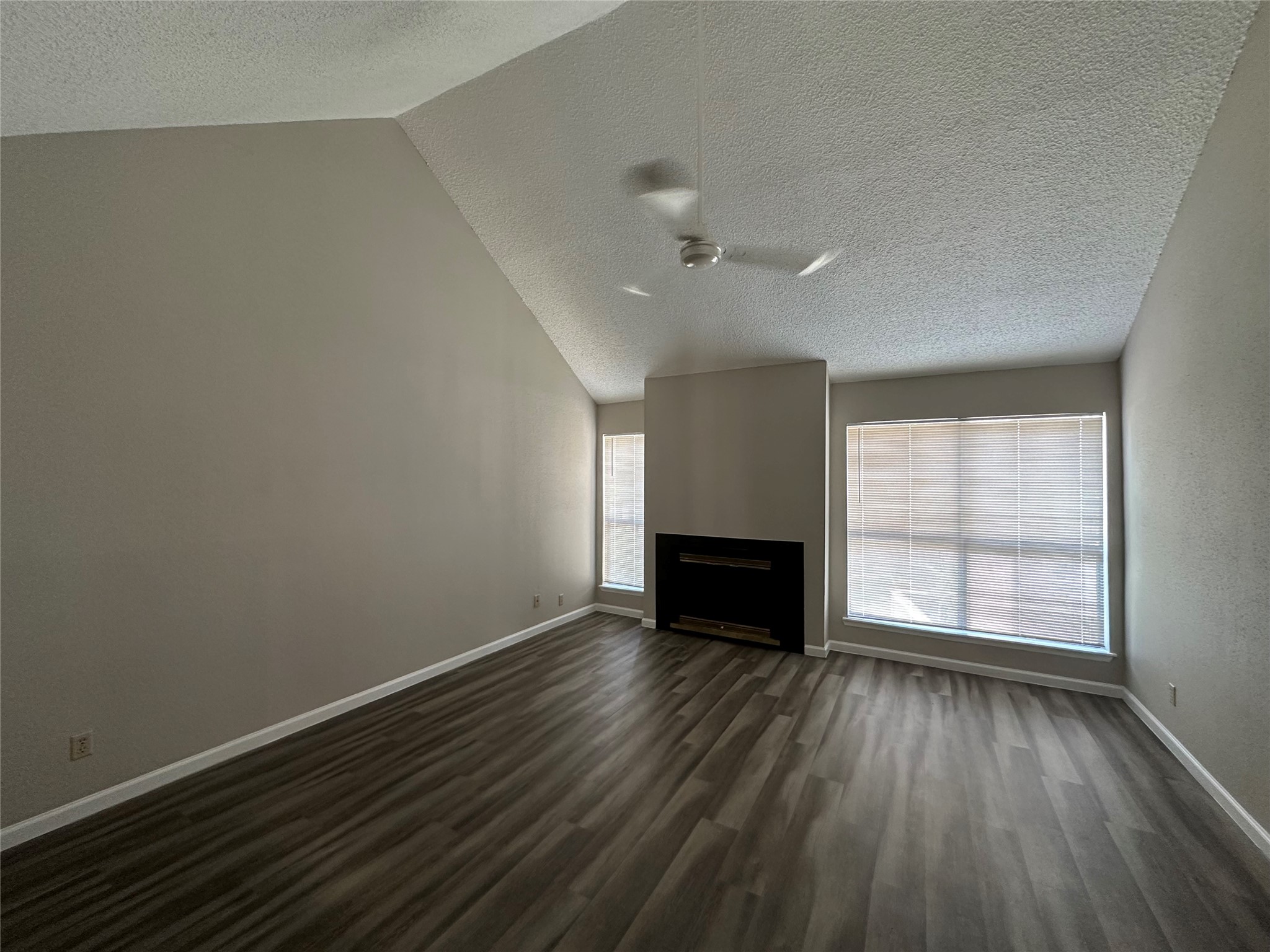 6601 Sands Point Drive 82 Property Photo 4