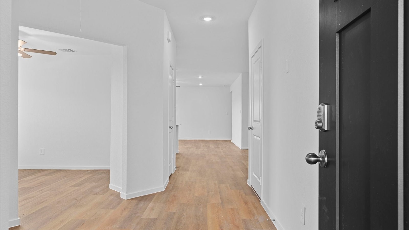 1011 Paddlefish Lane Property Photo 2