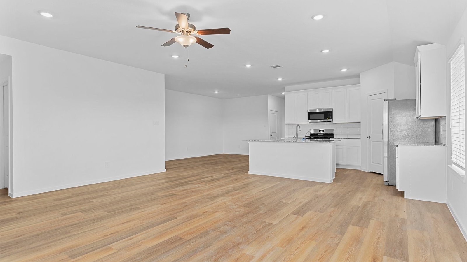 1011 Paddlefish Lane Property Photo 7