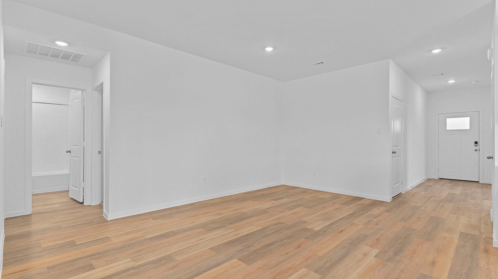 1011 Paddlefish Lane Property Photo 9