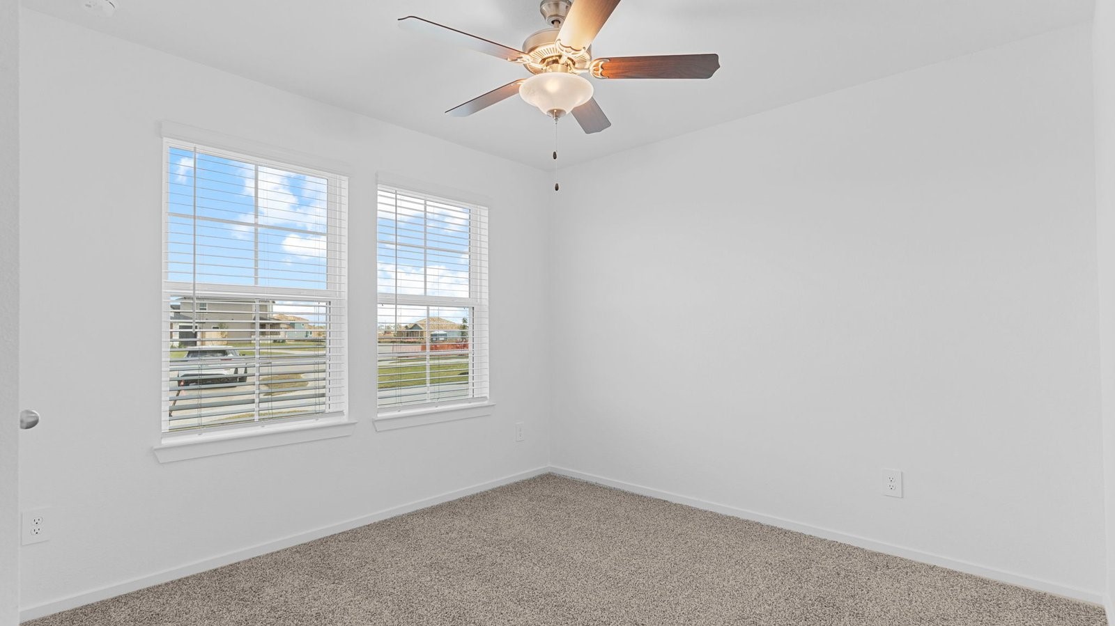 1011 Paddlefish Lane Property Photo 10