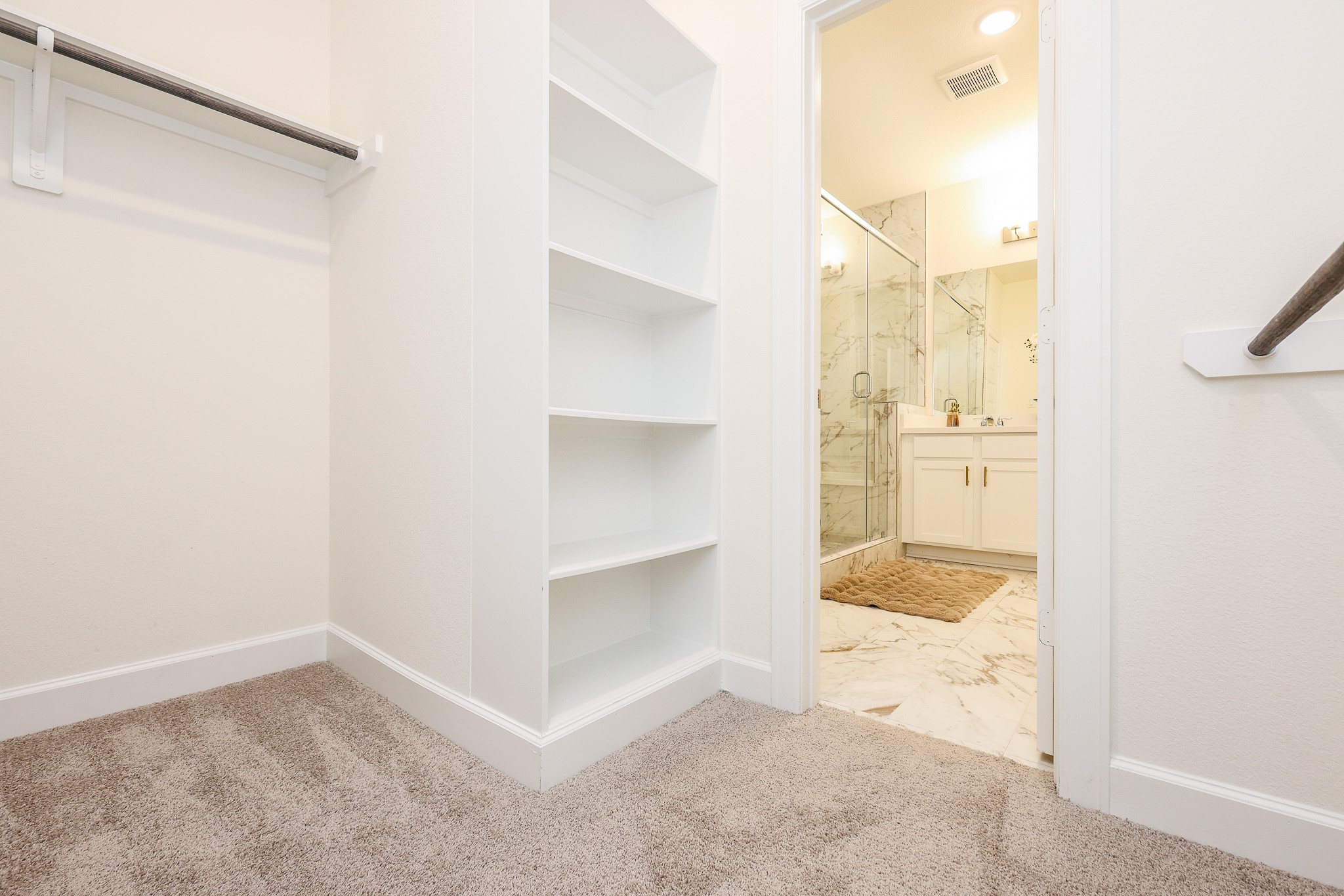 11412 Galway Grove Dr Property Photo 10