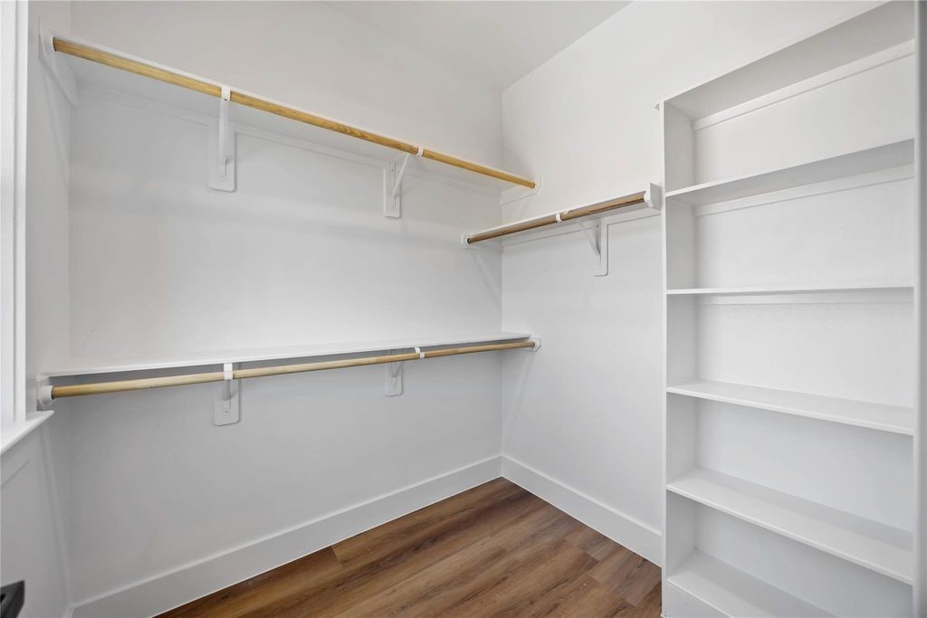 4624 Mayflower Street B Property Photo 40