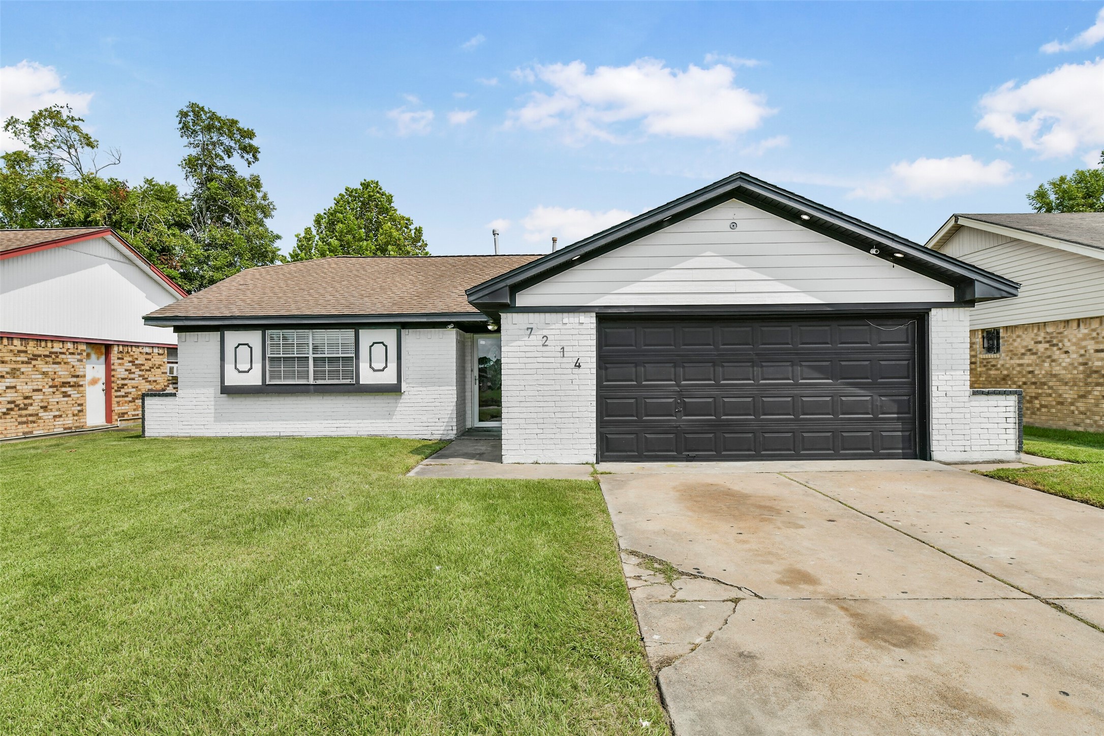 7214 Plover Circle Property Photo 1