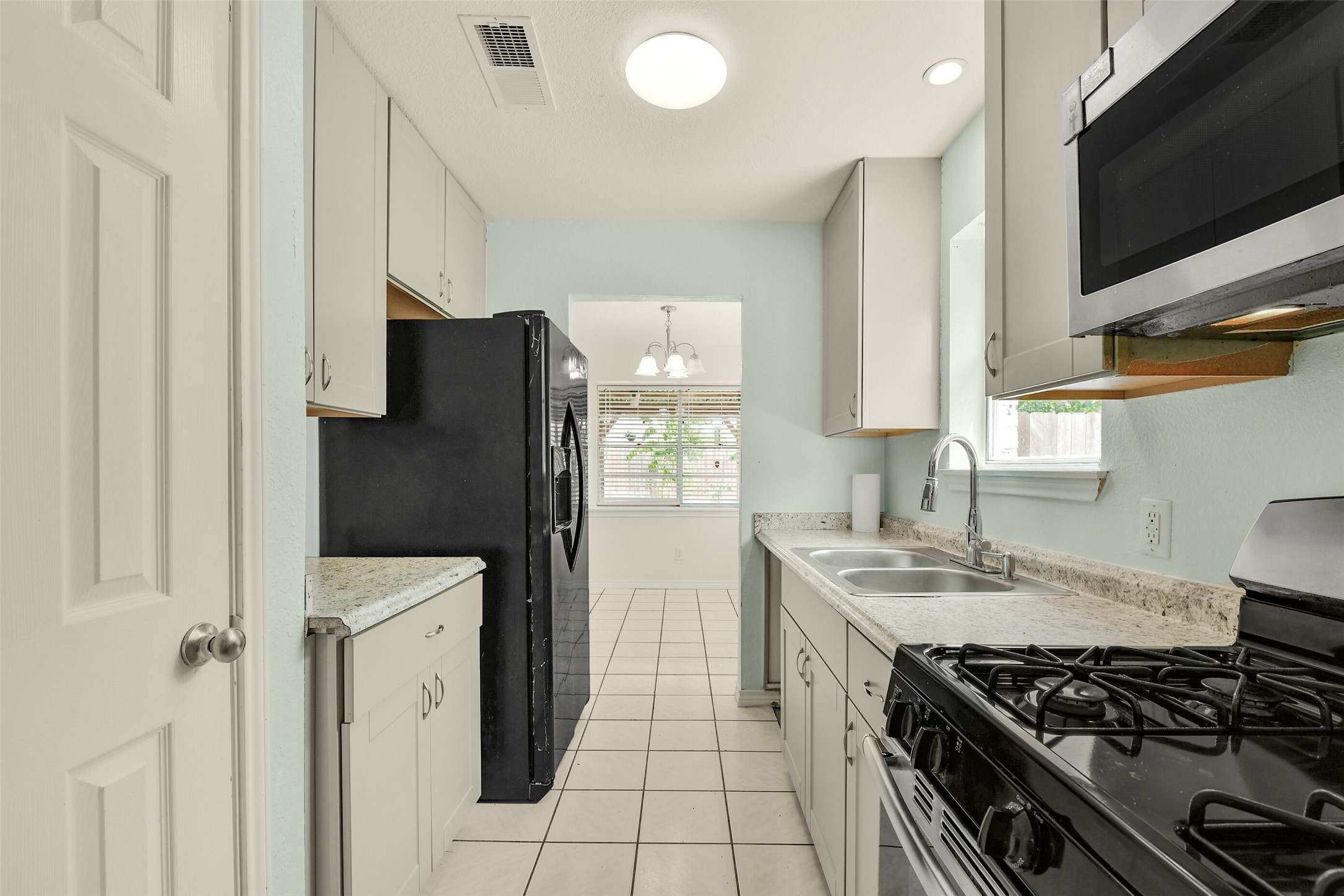 7214 Plover Circle Property Photo 10