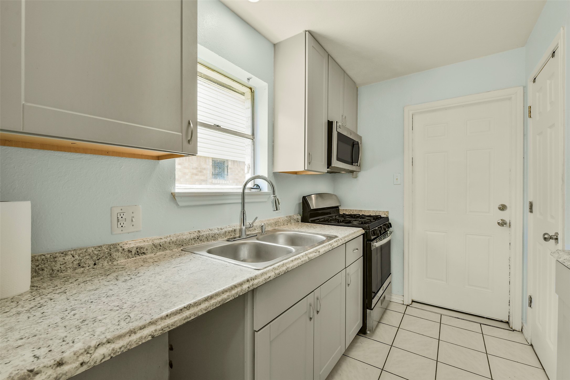 7214 Plover Circle Property Photo 11