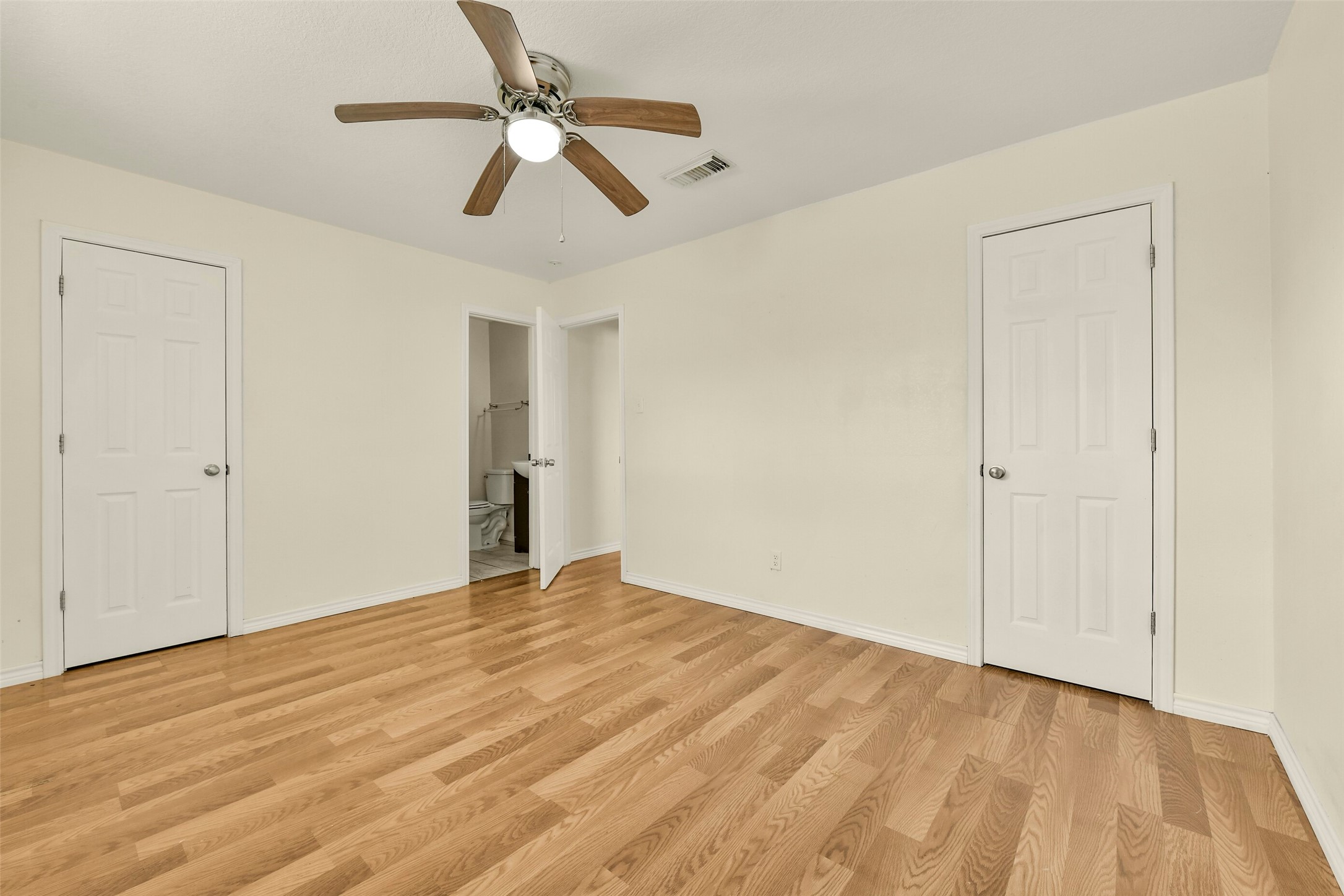 7214 Plover Circle Property Photo 13