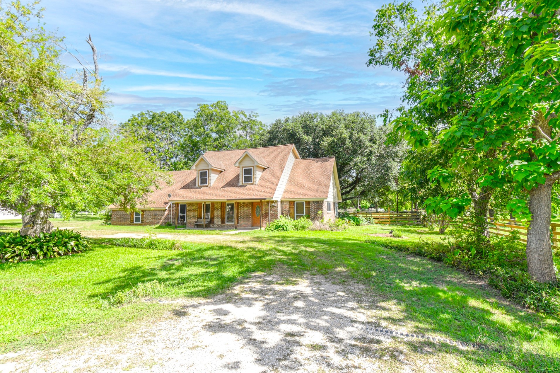 36920 Cougar Drive Property Photo 1