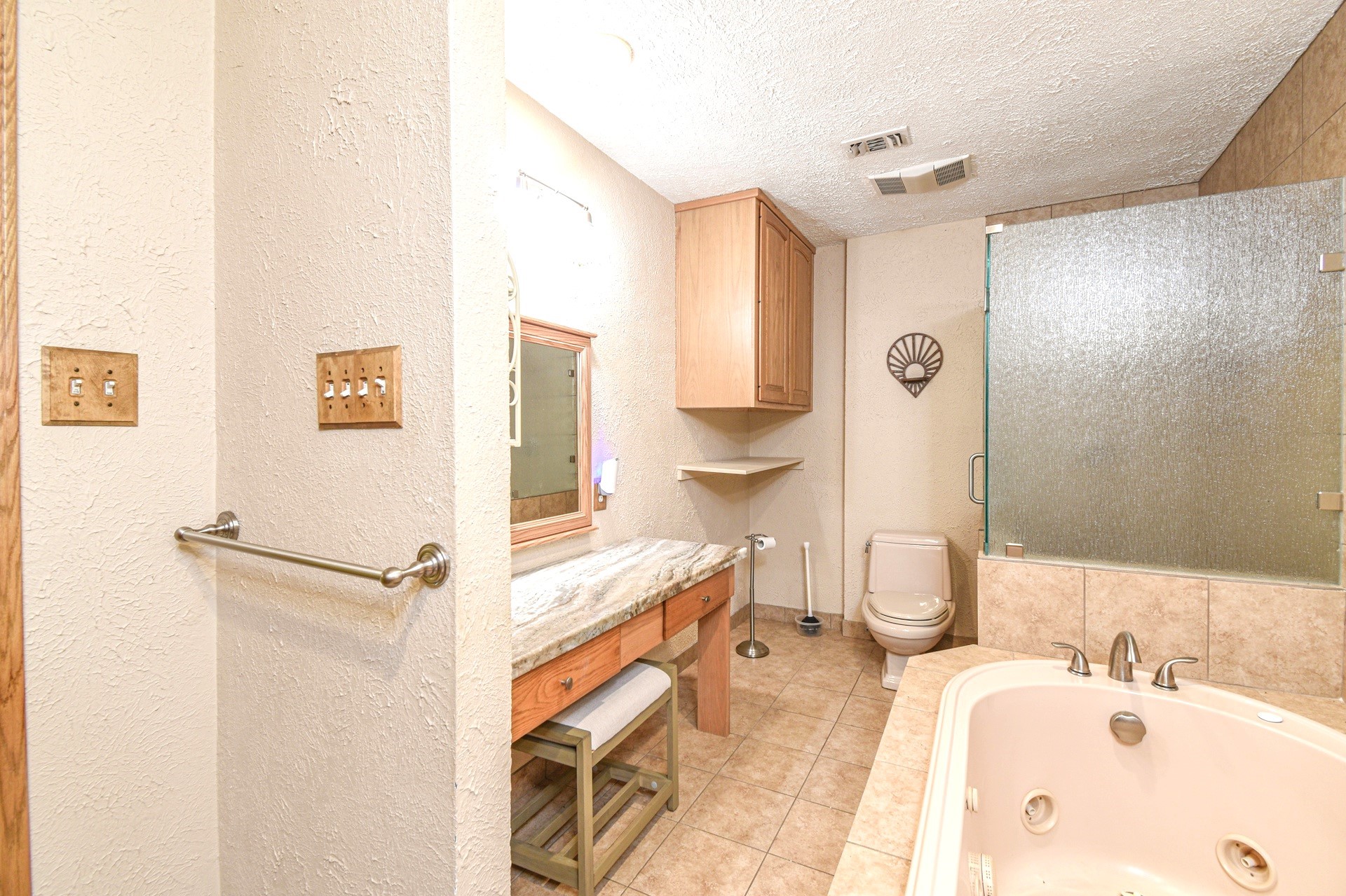 36920 Cougar Drive Property Photo 11