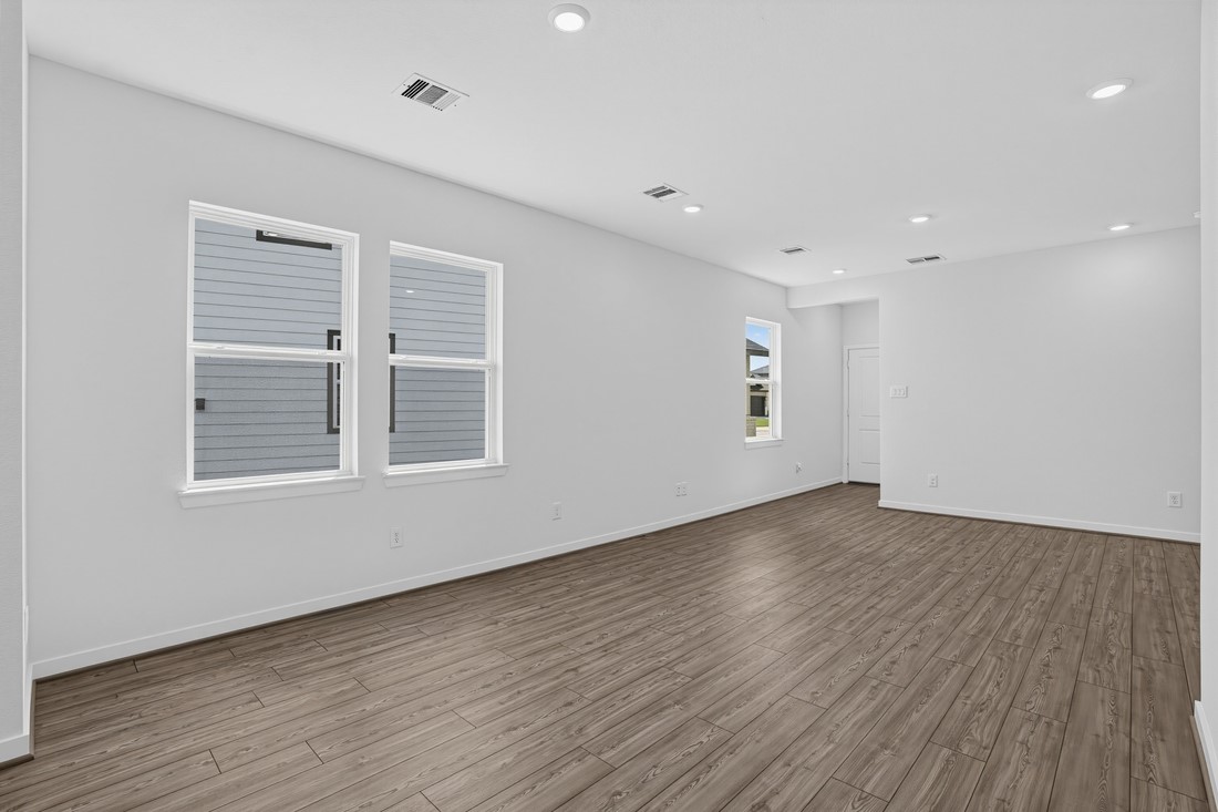 17410 Lush Laurel Lane Property Photo 3