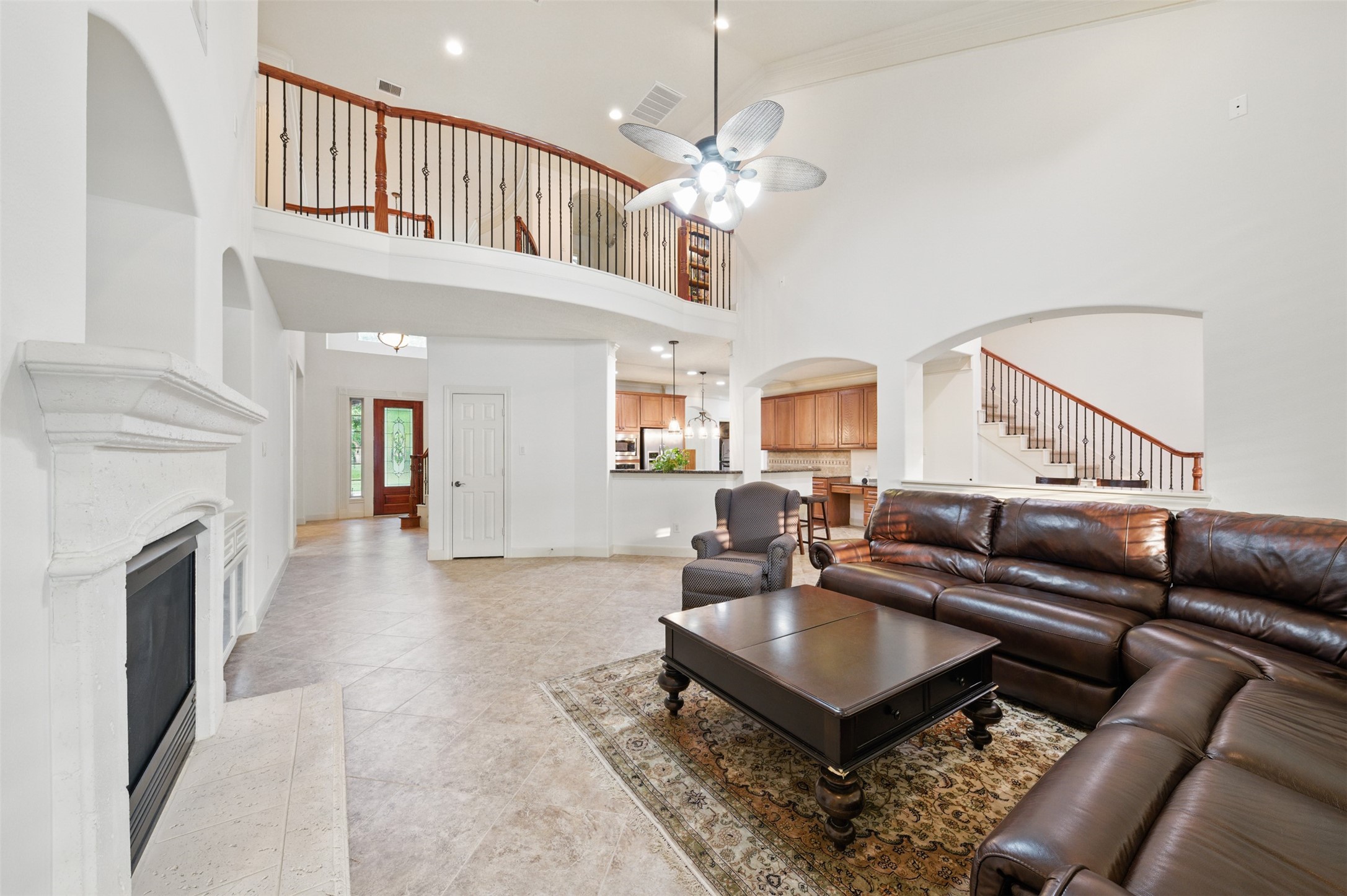 3602 Lindhaven Drive Property Photo 3