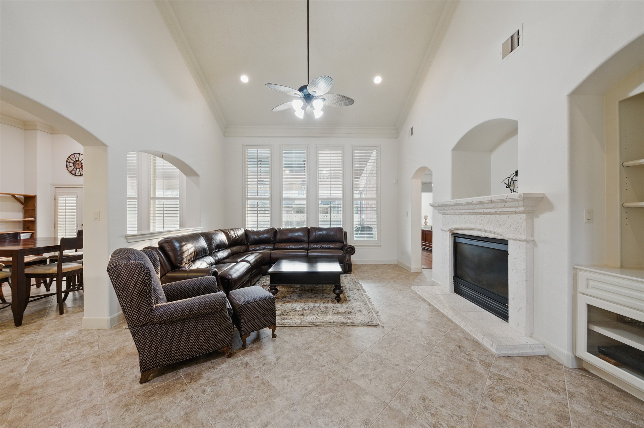 3602 Lindhaven Drive Property Photo 6