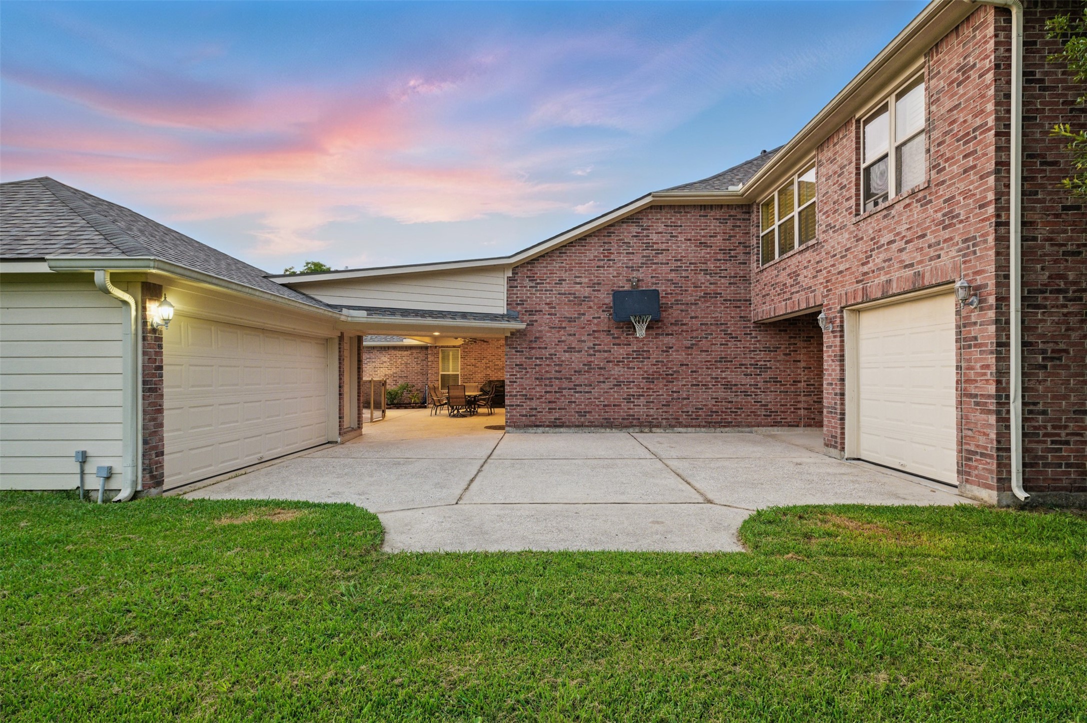 3602 Lindhaven Drive Property Photo 8
