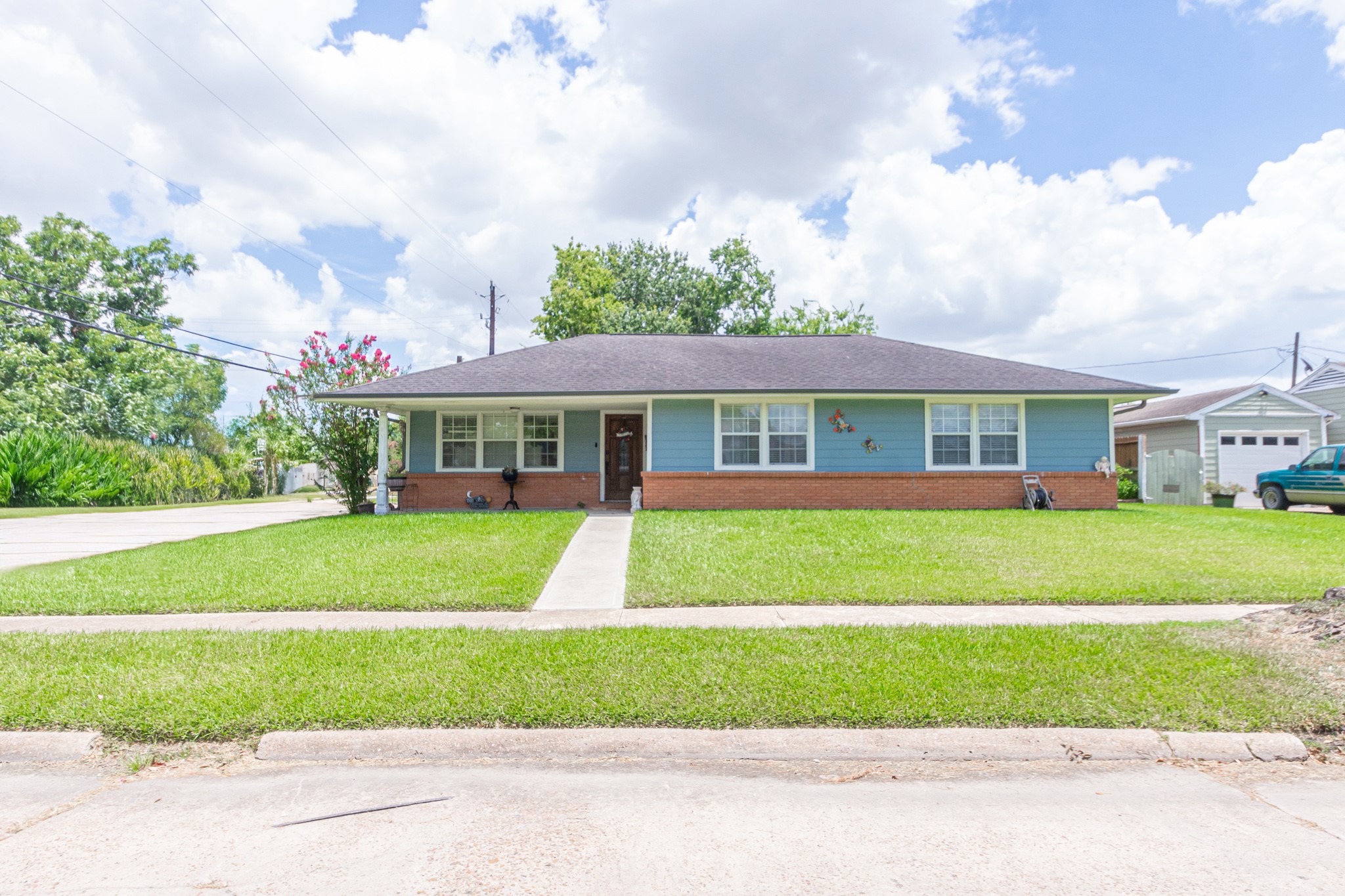 1801 Buchanan Street Property Photo