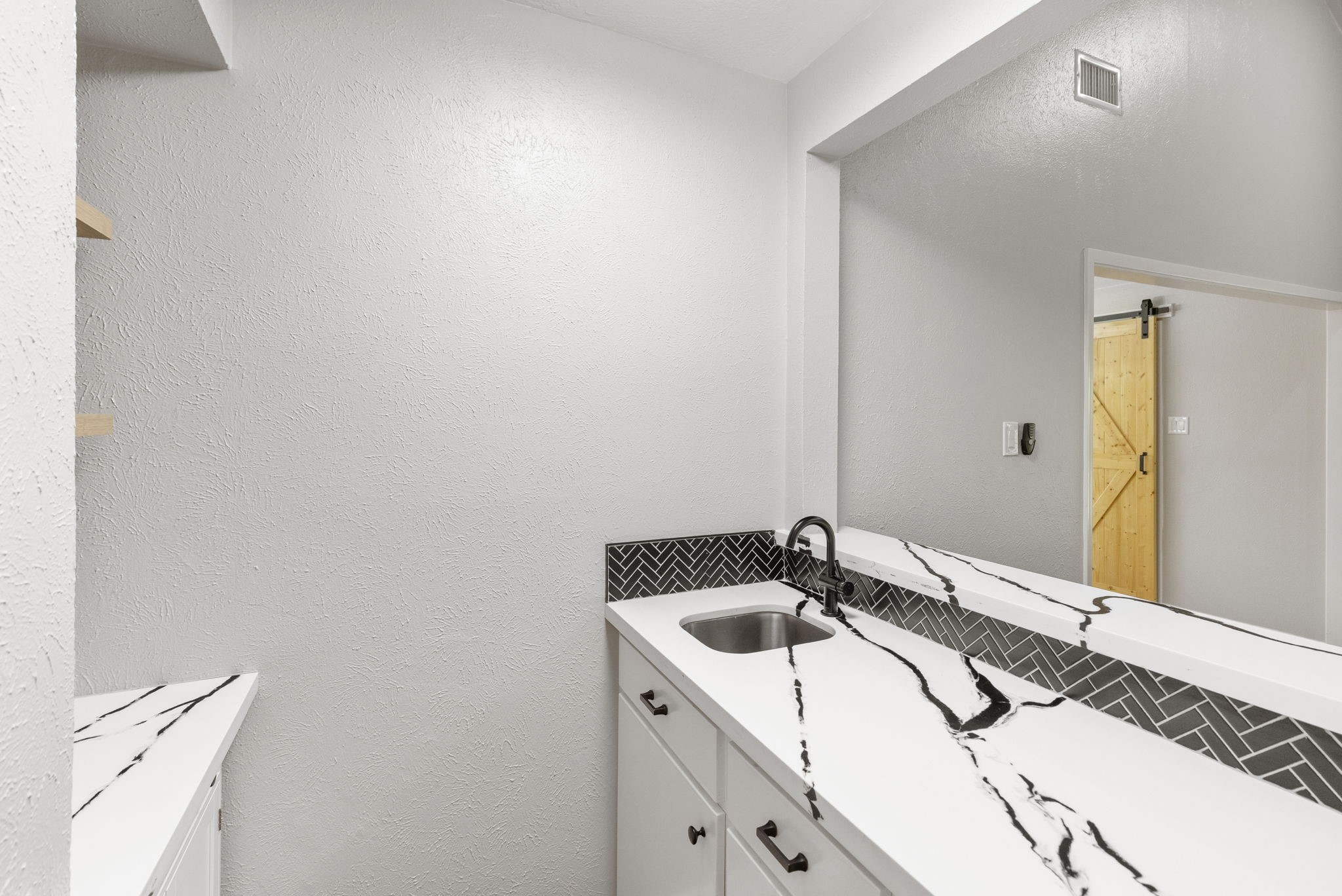 2 Muskmallow Court Property Photo 22